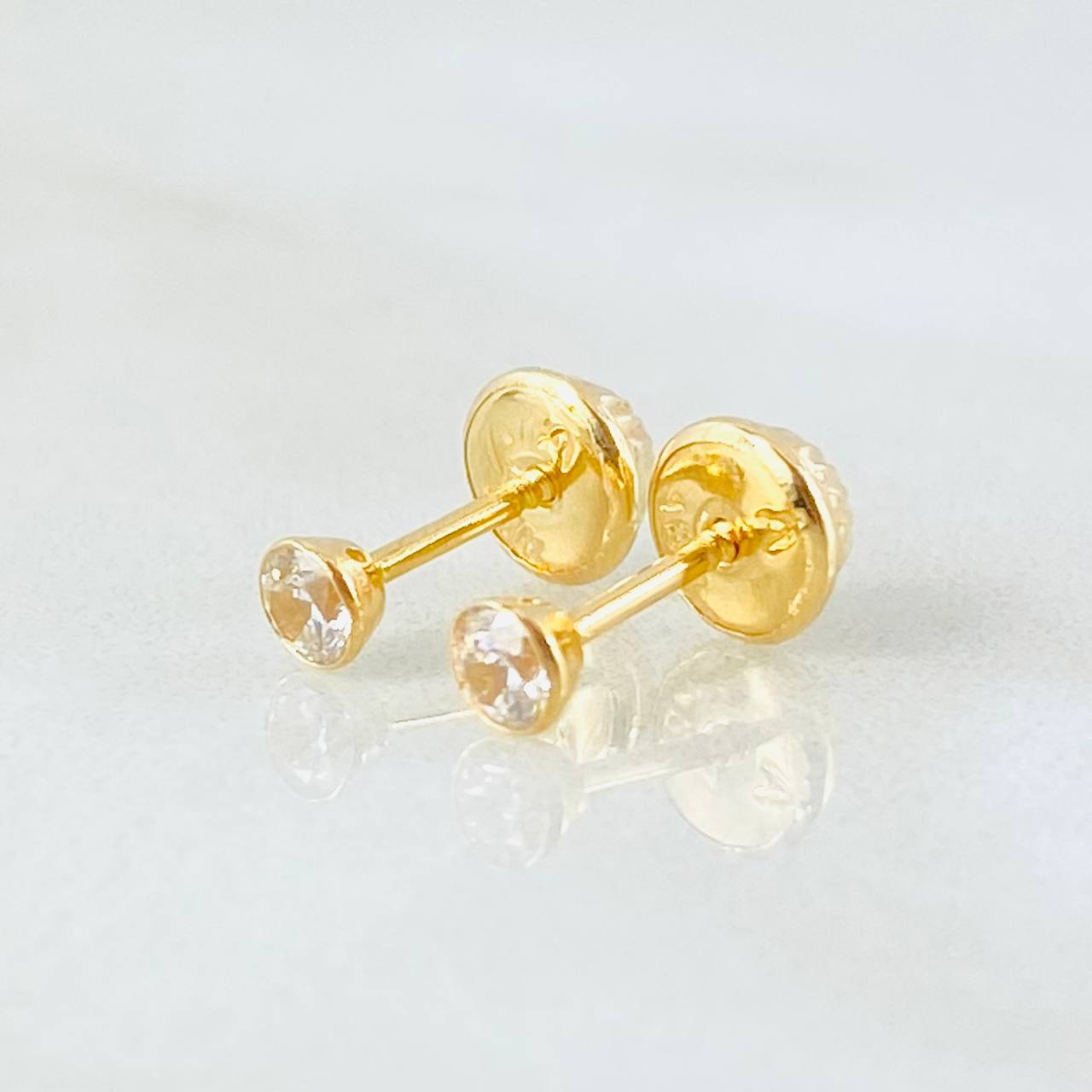 Topos Bisel 0.45gr / Oro Amarillo 18K
