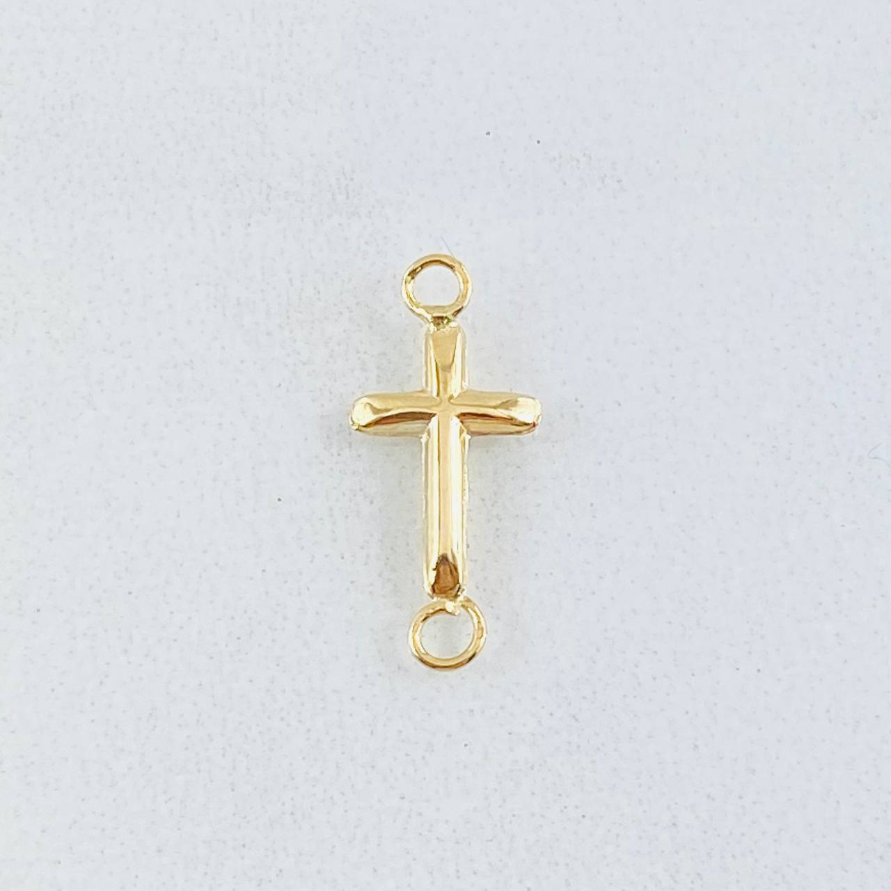 Cross Charm 0.2gr / 1/2 in / 18K Yellow Gold *