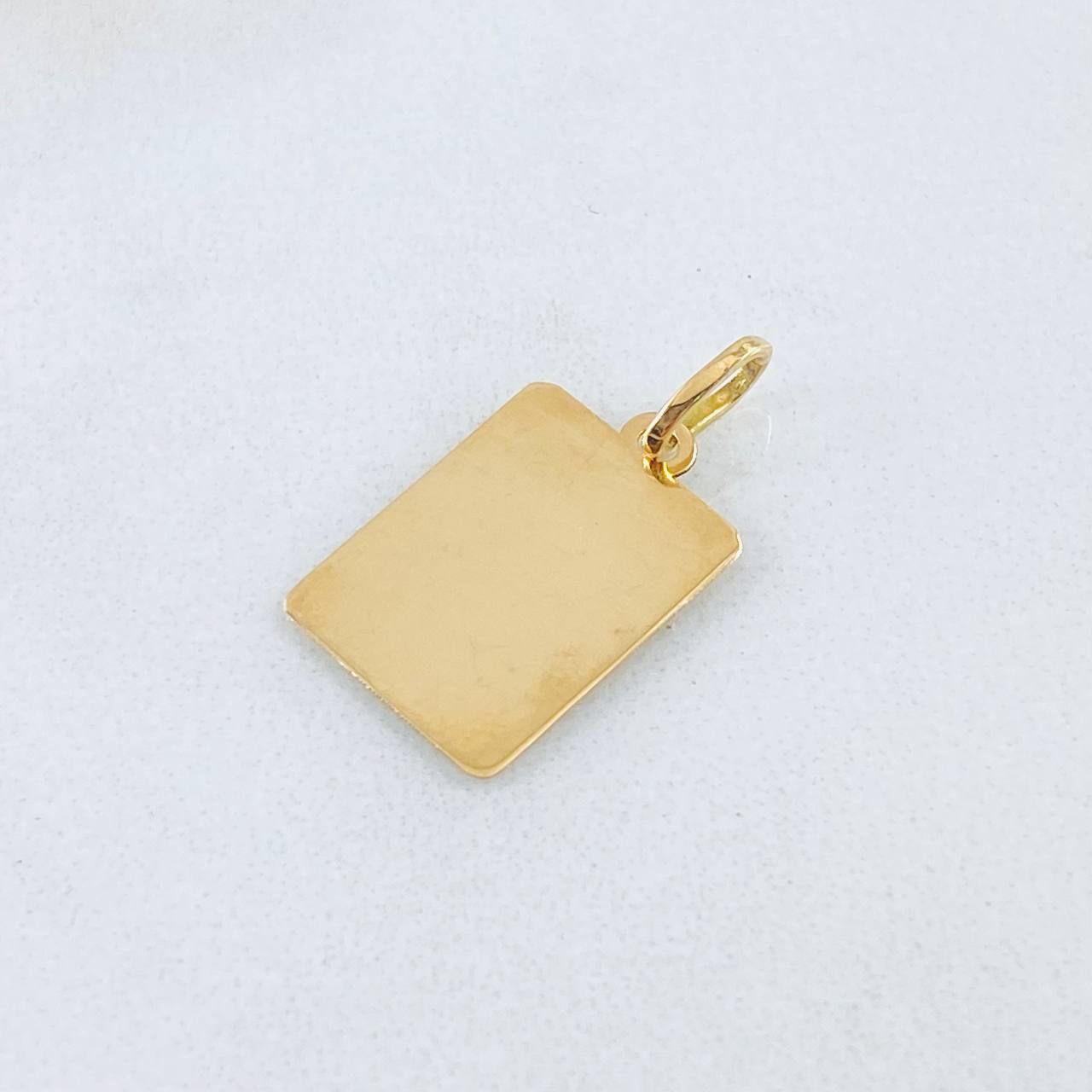 Dije Placa 0.55gr / 1 in / Oro Amarillo 18K