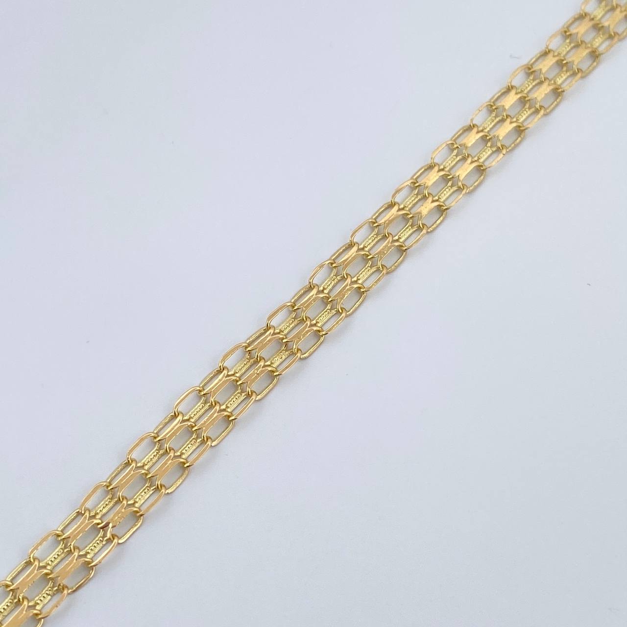 Pulso Chino 4.9gr / 19.7cm / 5mm Oro Amarillo 18K $