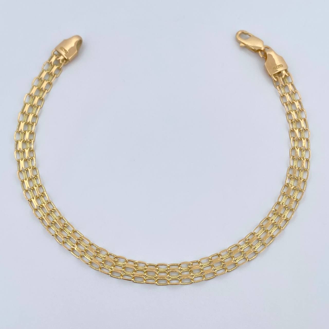 Pulso Chino 4.9gr / 19.7cm / 5mm Oro Amarillo 18K $
