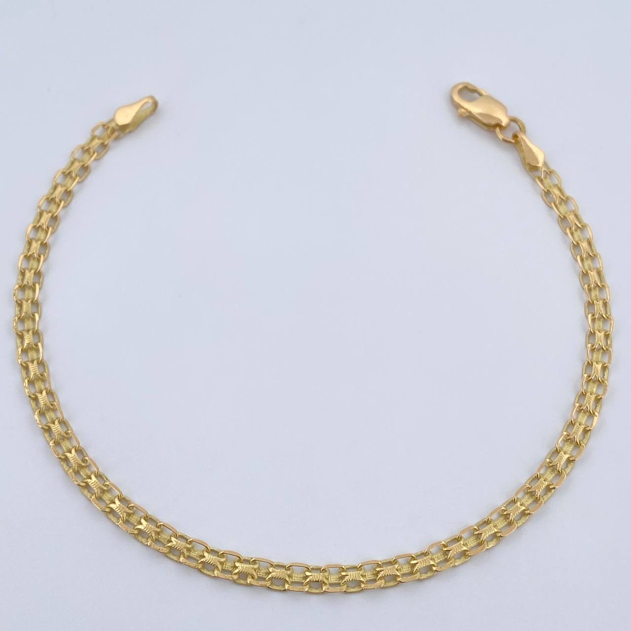 Pulso Chino 2.9gr / 18.8cm / 3mm Oro Amarillo 18K $
