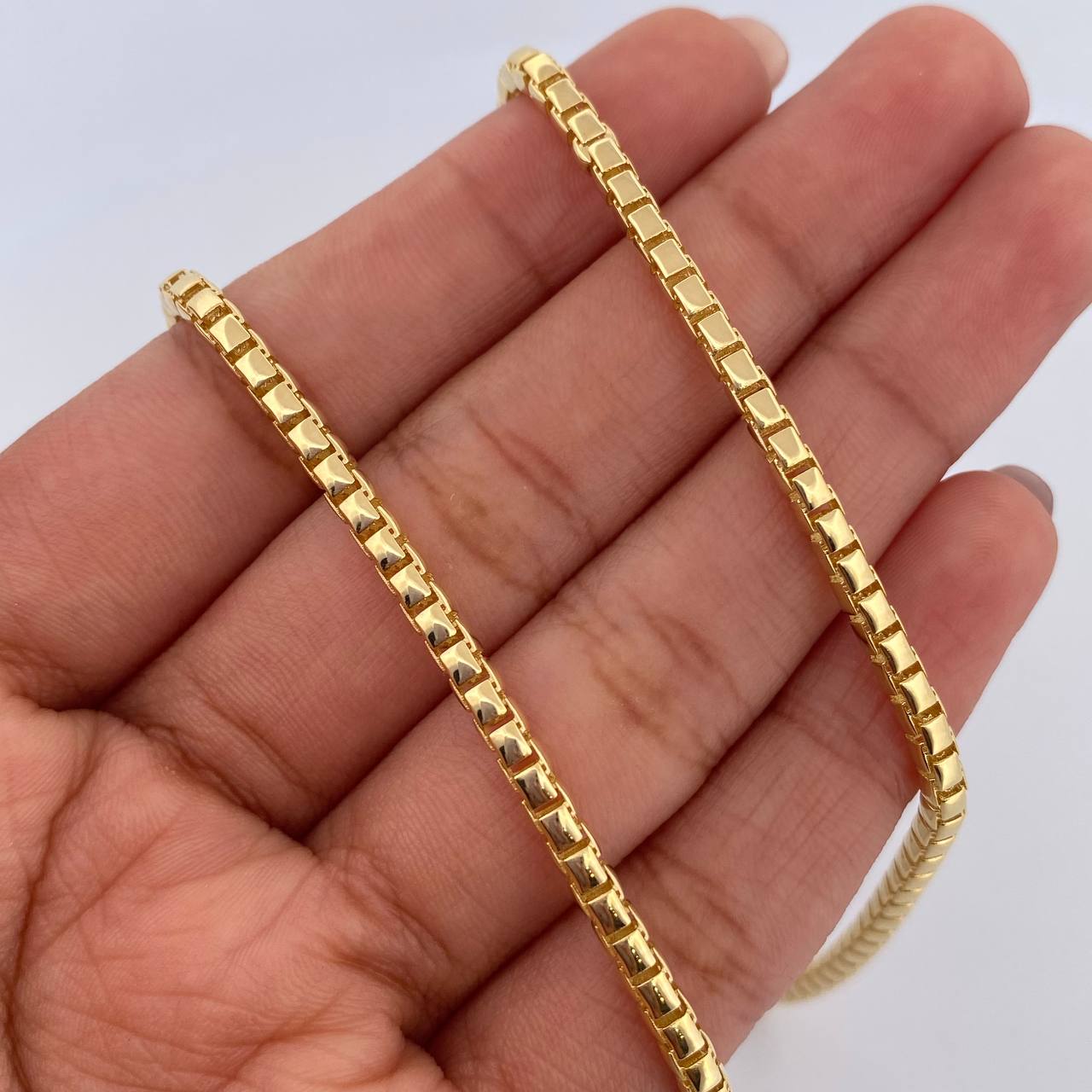 Cadena Infinito Tipo Veneciana 15.45gr / 61.6cm / 3mm Broche Misil Circones Blancos Dos Oros Amarillo Blanco +2 18K $