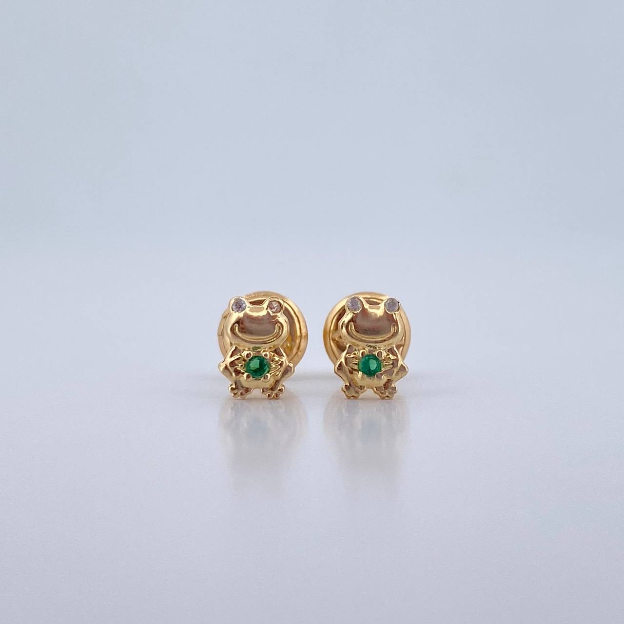 Topos Sapo 0.6gr / Circones Verde Blancos Oro Amarillo 18K $