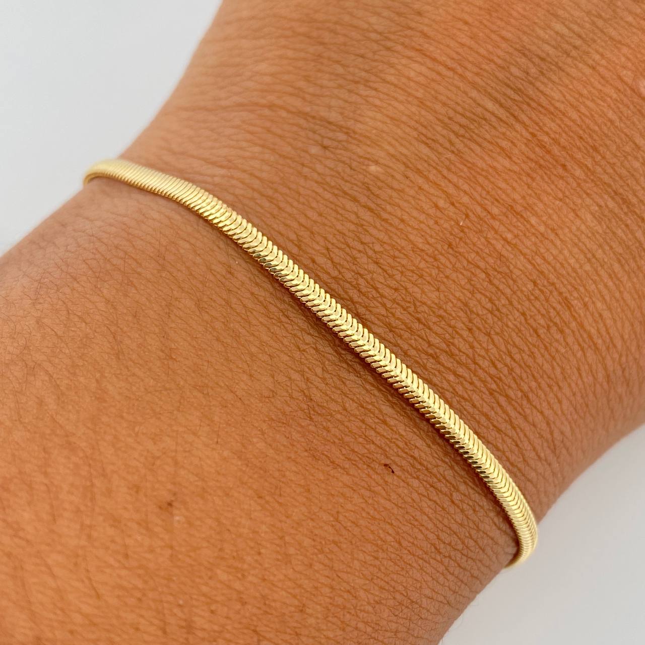 Flat Snake Bracelet 2.75gr / 7.6in / 18K Gold +3&