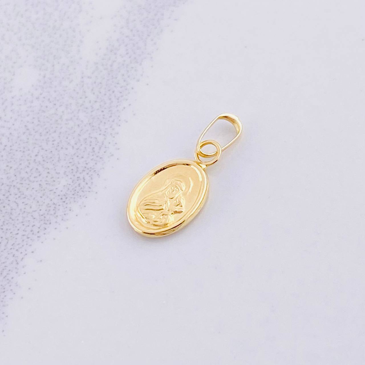 Pendant Virgen del Carmen 0.25g / 1/2 in 18K Yellow Gold