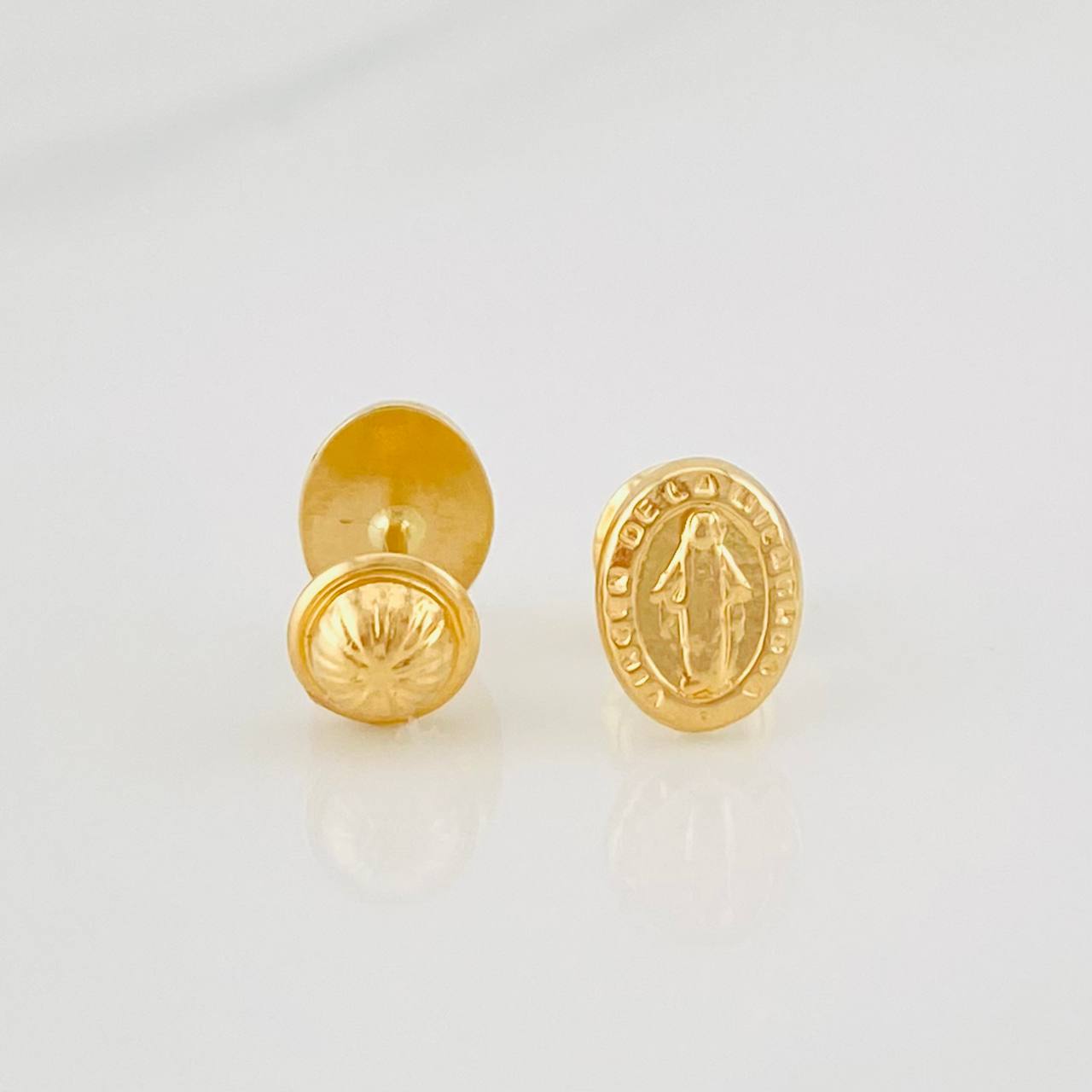 Miraculous Virgin Stud Earrings 0.75g / in / 6.1mm Yellow Gold 18K