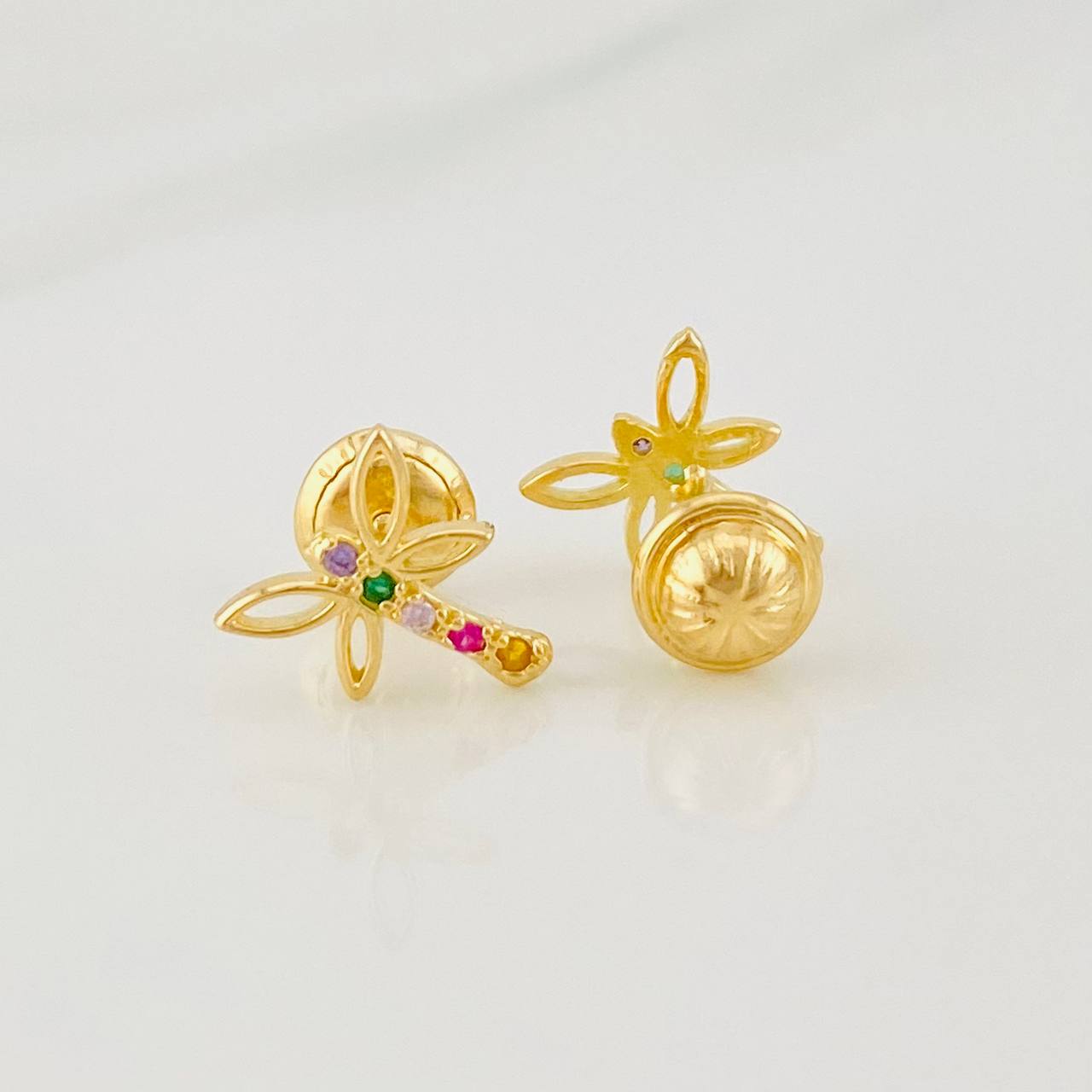 Topos Libelula 0.9g / in / 7.64mm Oro Amarillo 18K