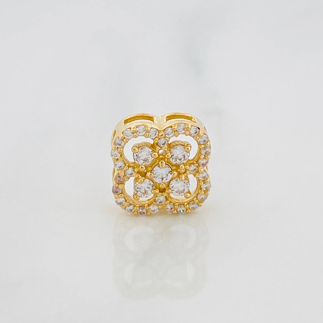 Herraje Trebol 1.4g / 1/2 in Oro Amarillo 18K