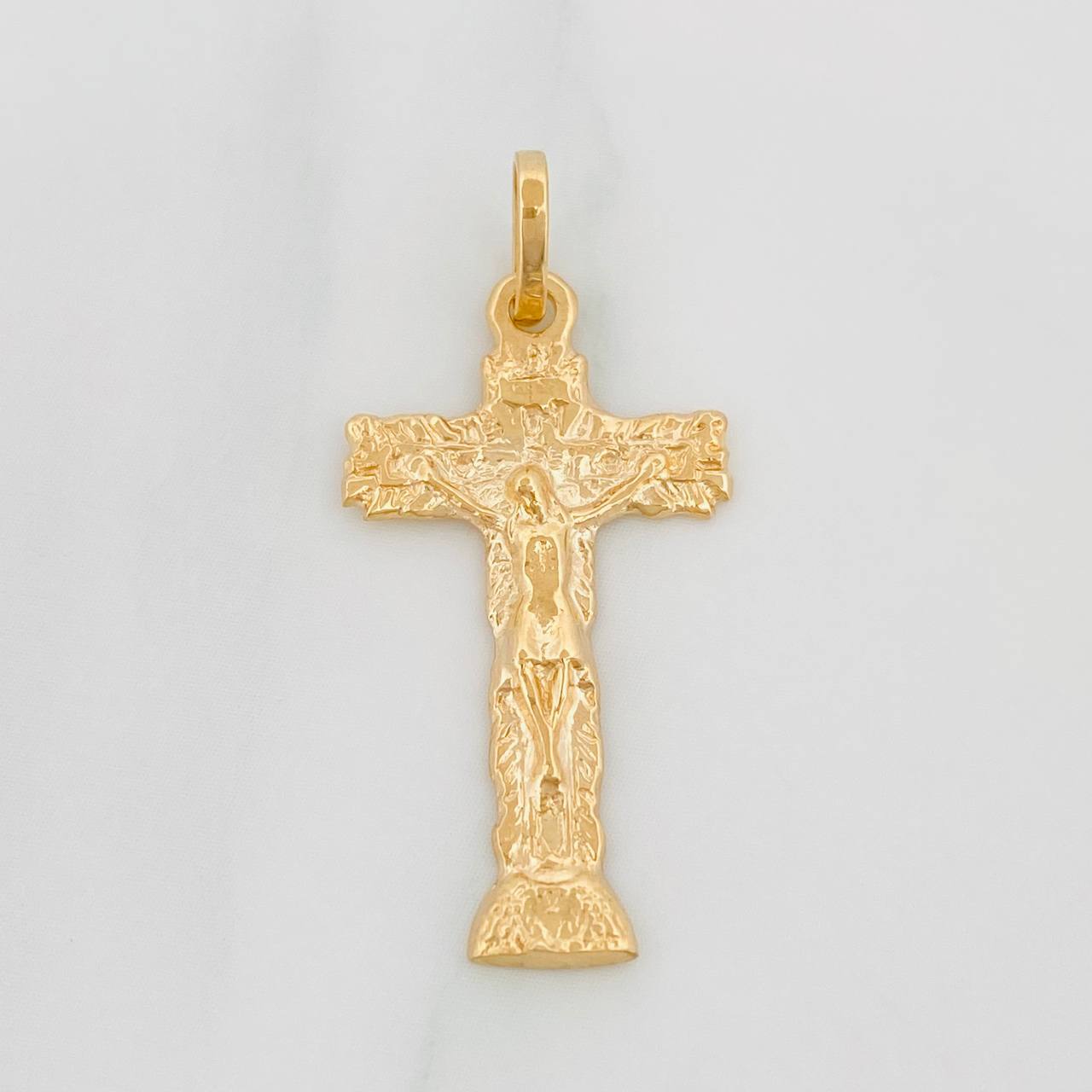 Pendant Cross Christ 2g / 1 1/4 in Yellow Gold 18K