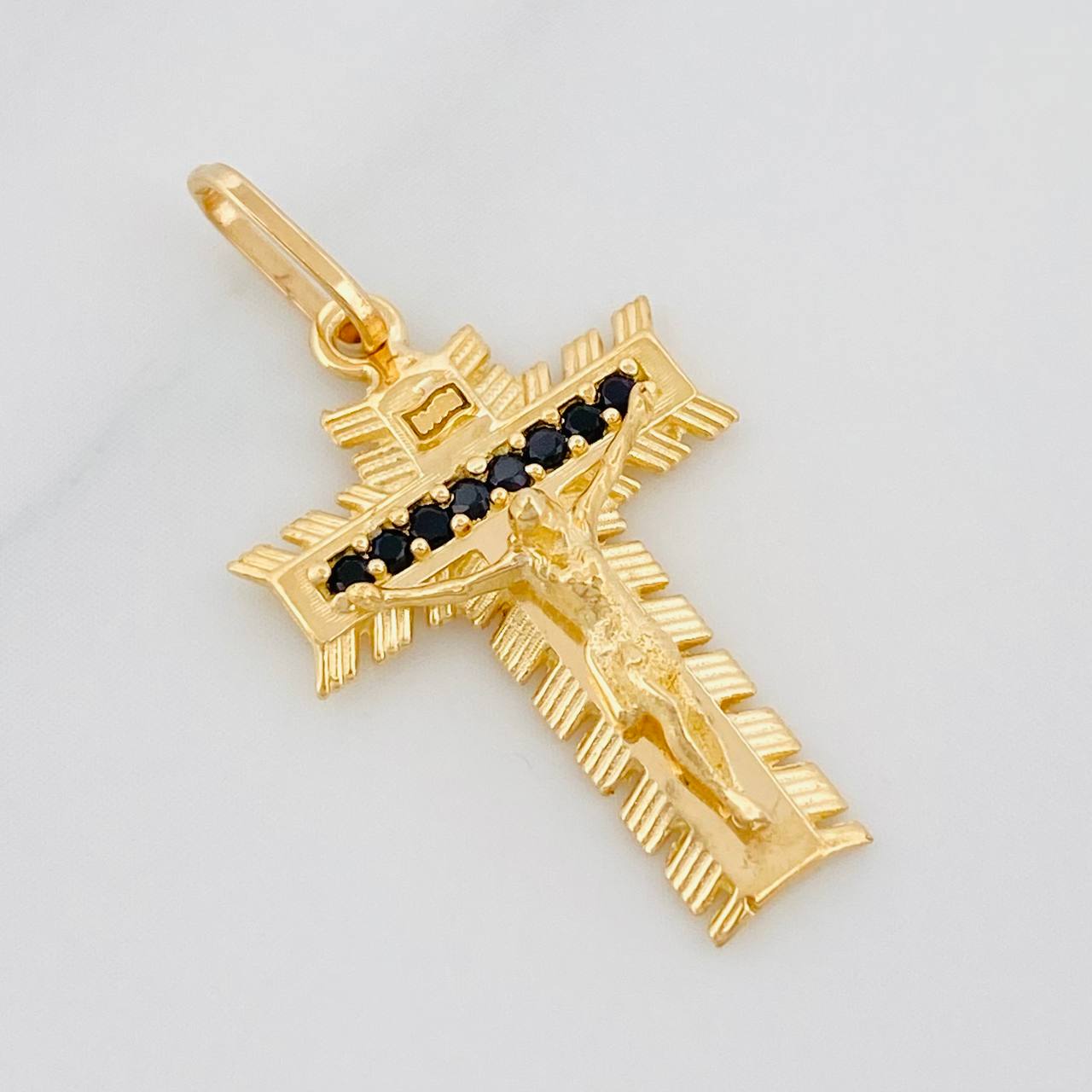 Dije Cruz Cristo Milagroso 2.1g / 1 in Oro Amarillo 18K