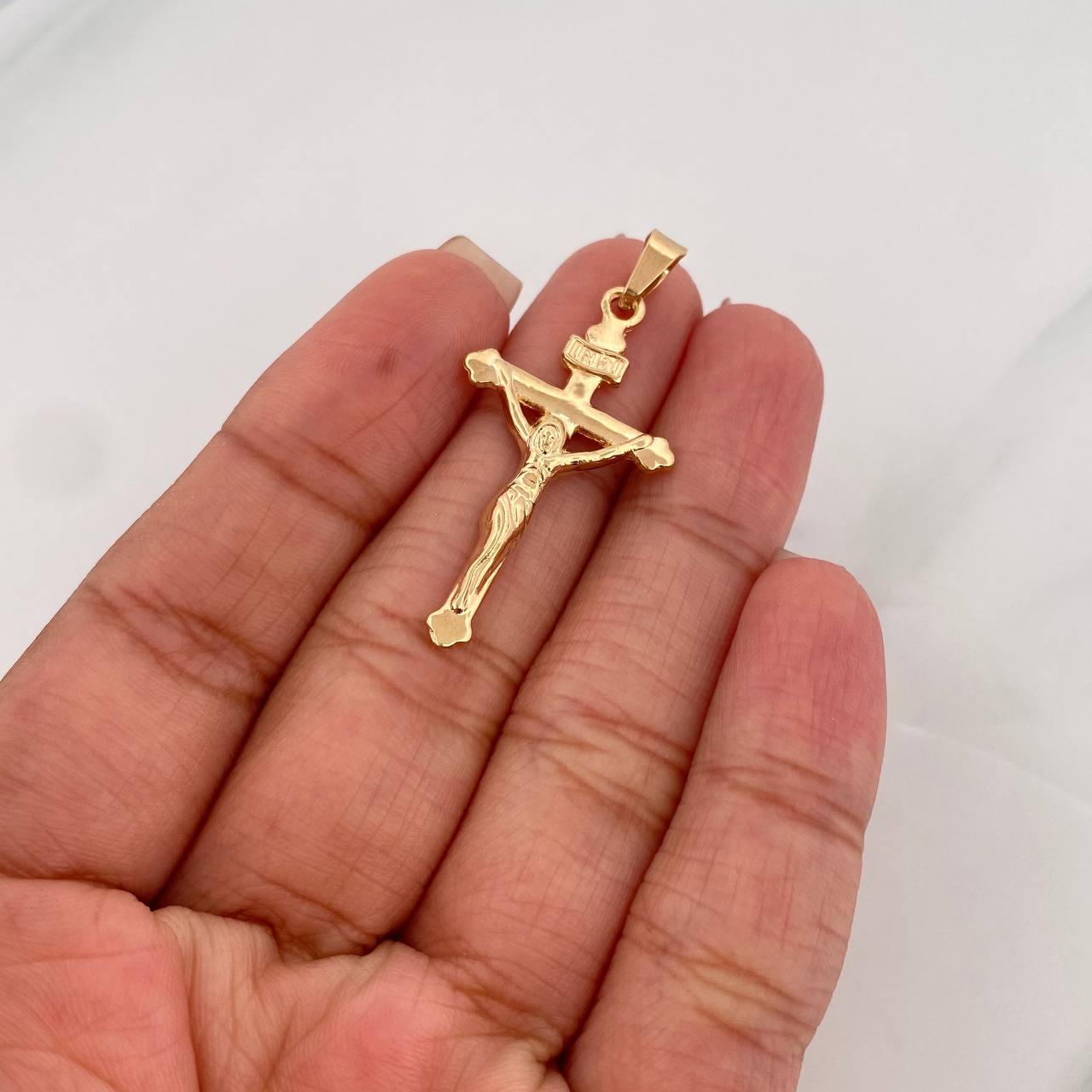 Dije Cruz Cristo 3.8g / 1 3/4 in Oro Amarillo 18K