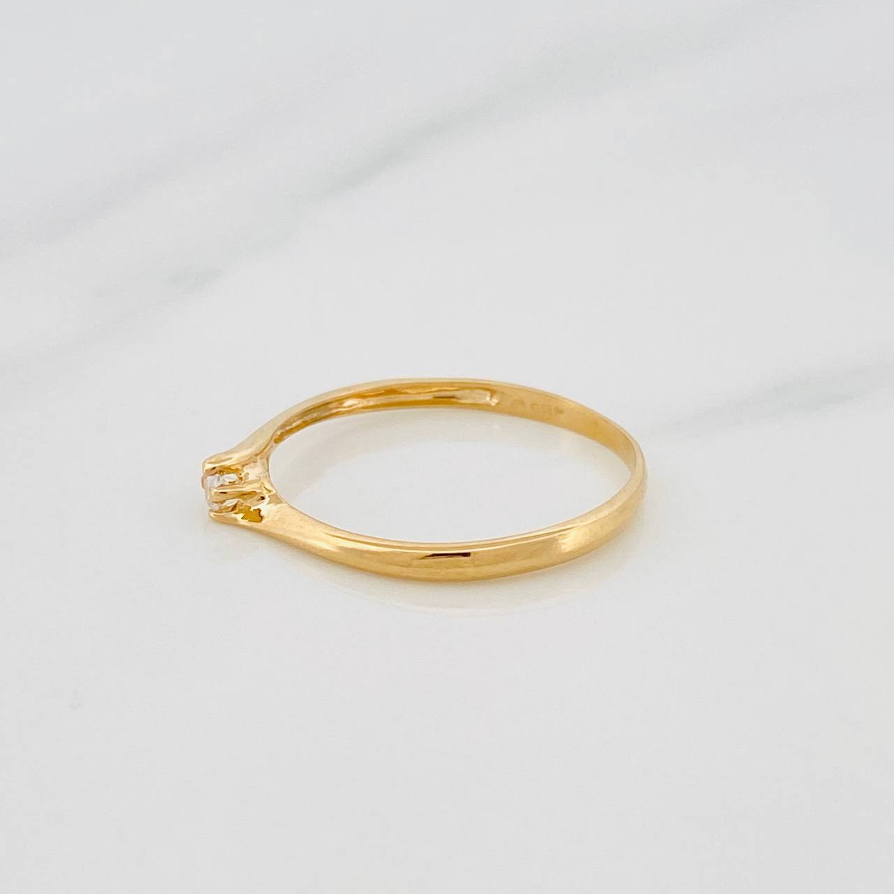 Anillo Solitario 0.95g / T6 1/2 Oro Amarillo 18K