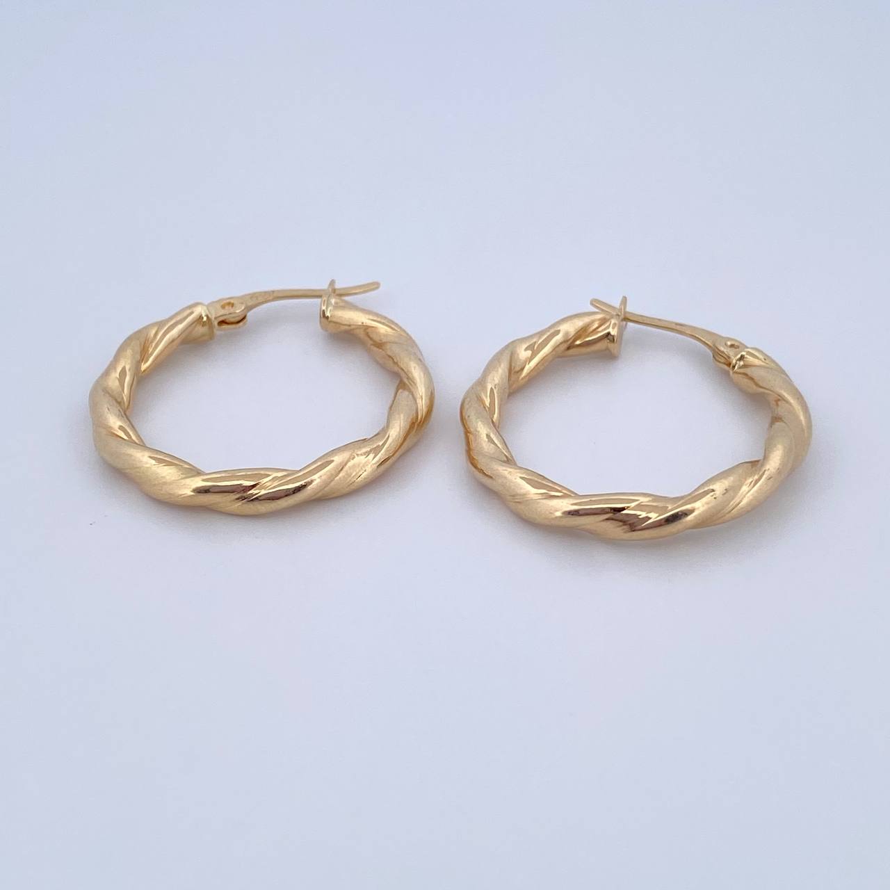 Hoop Earrings Gem 3gr / 2.7cm / Twisted Relief 18K Yellow Gold &