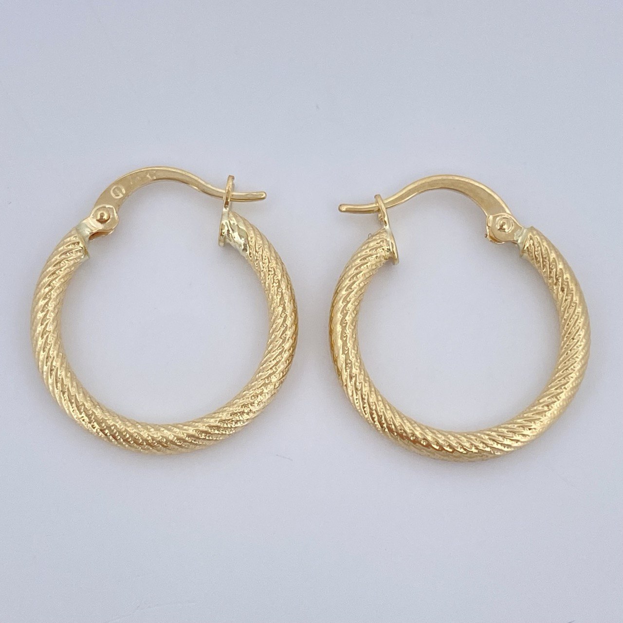 Hoop Earrings Zion 2.8gr / 2.8cm / 18K Gold &