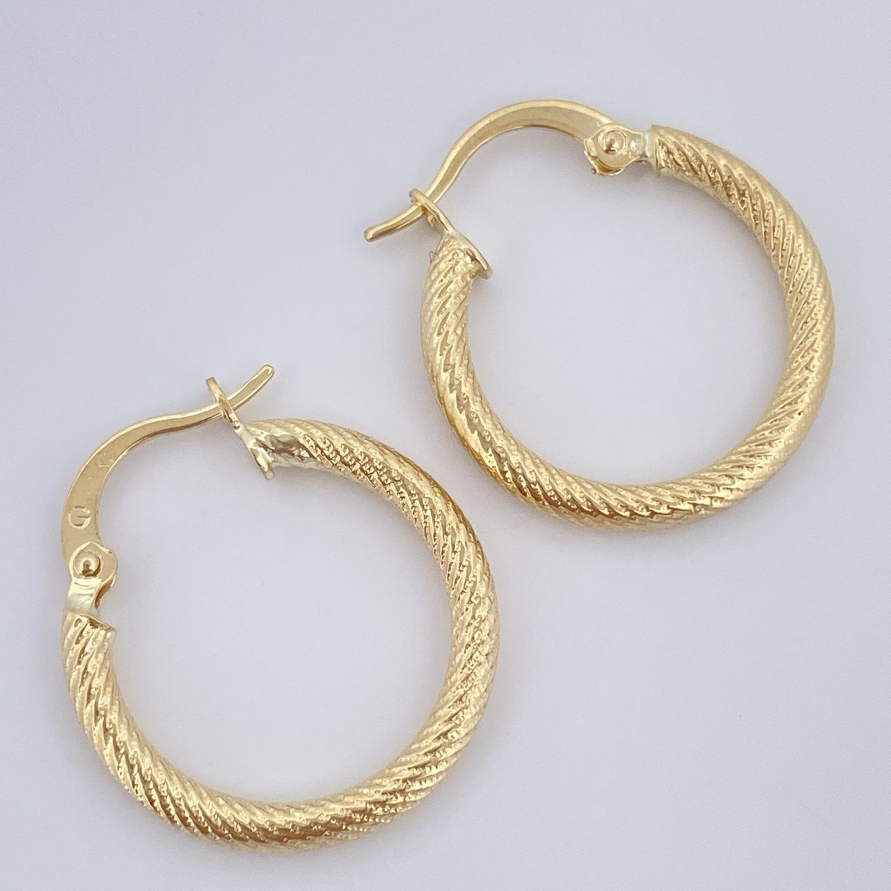 Hoop Earrings Zion 2.8gr / 2.8cm / 18K Gold &