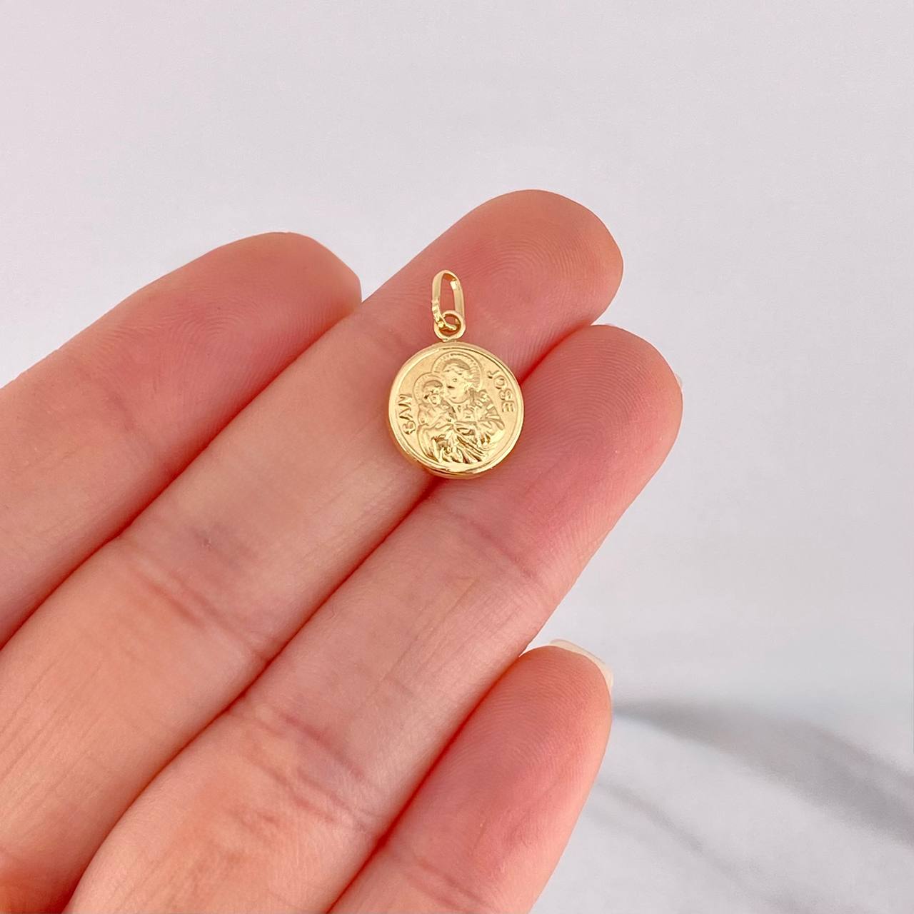 Dije San José 0.65g / 3/4 in Oro Amarillo 18K