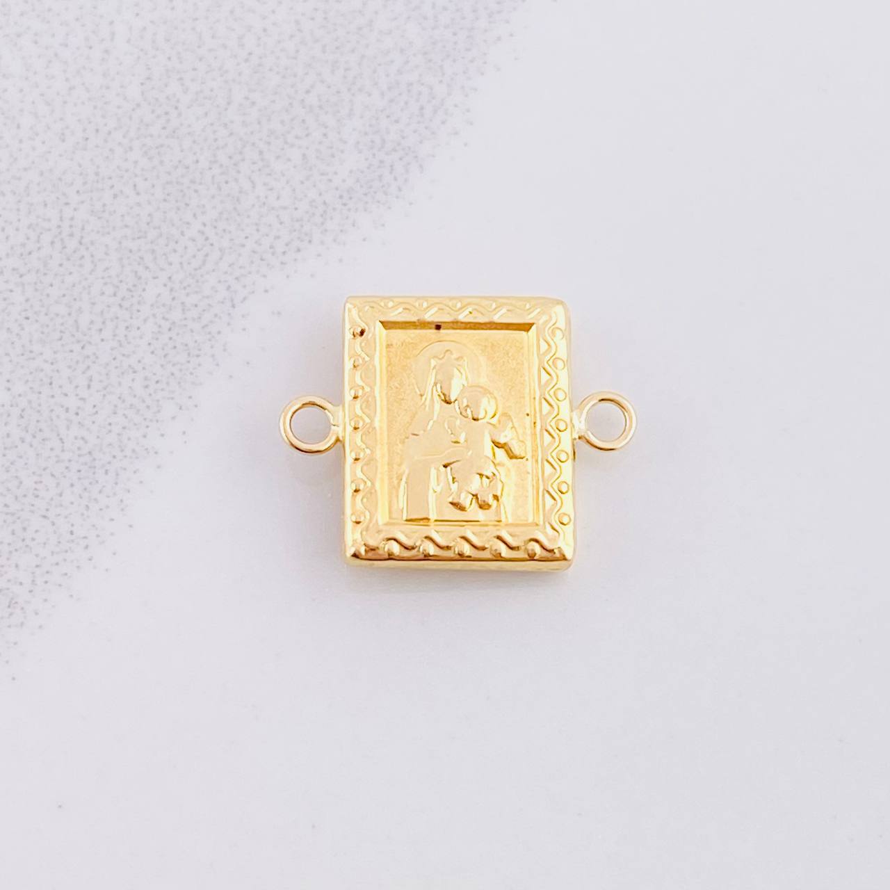 Charm Virgin of Carmen 0.65g / 1/2 in Yellow Gold 18K