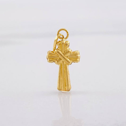 Dije Cruz Estriada 0.35g / 3/4 in Oro Amarillo 18K