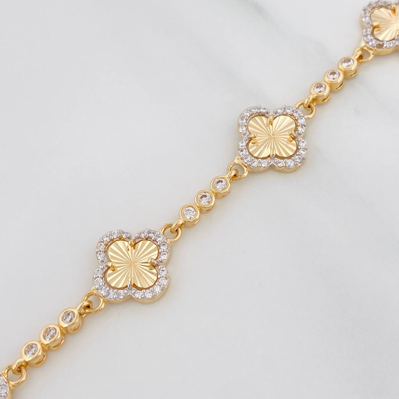 Clover Bracelet Tennis Diamond Cut 9.5g / 7 in / 2.67mm Yellow Gold 18K