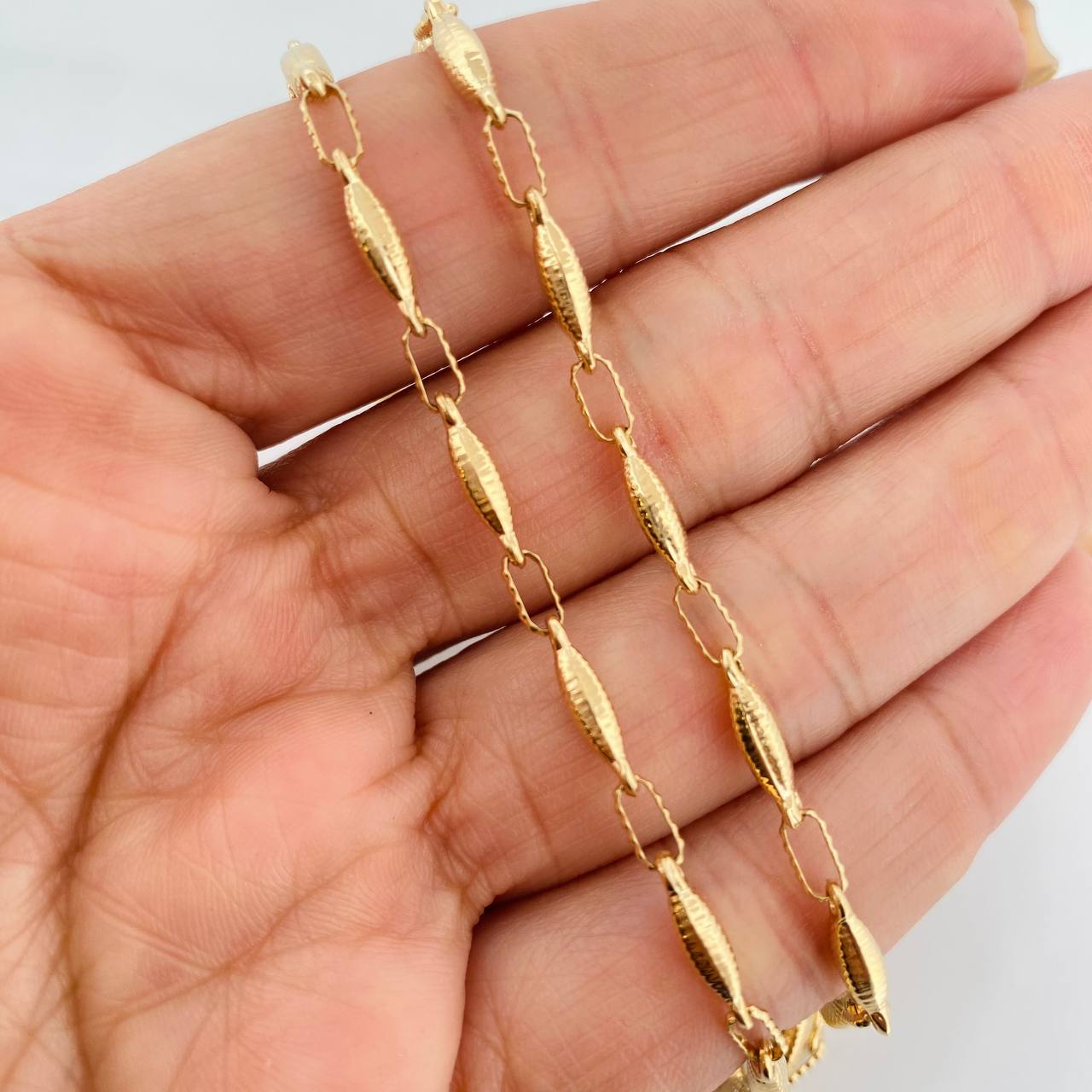 Rustic Dotted Chain 10.8g / 23 3/4 in / 3.21mm 18K Yellow Gold