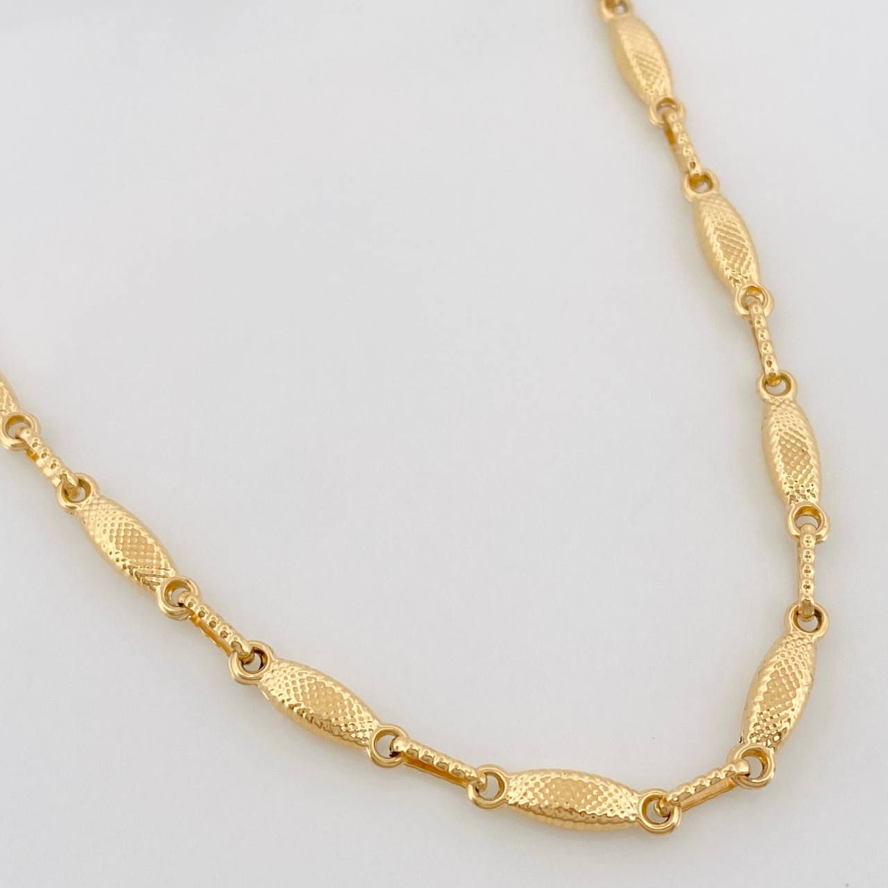 Rustic Dotted Chain 10.8g / 23 3/4 in / 3.21mm 18K Yellow Gold