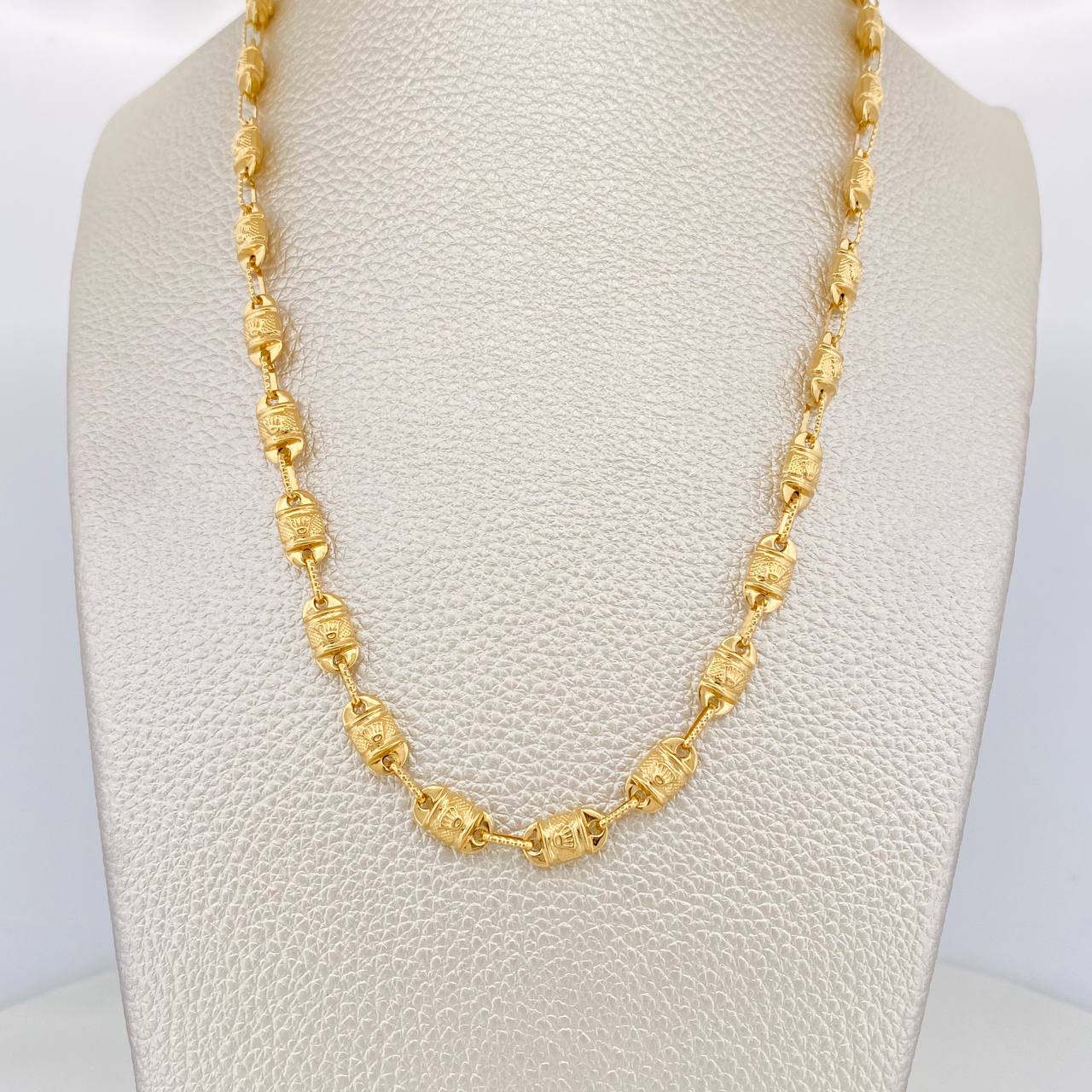 Rustic Crown Chain 16.55g / 24 1/2 in / 5.35mm 18K Yellow Gold