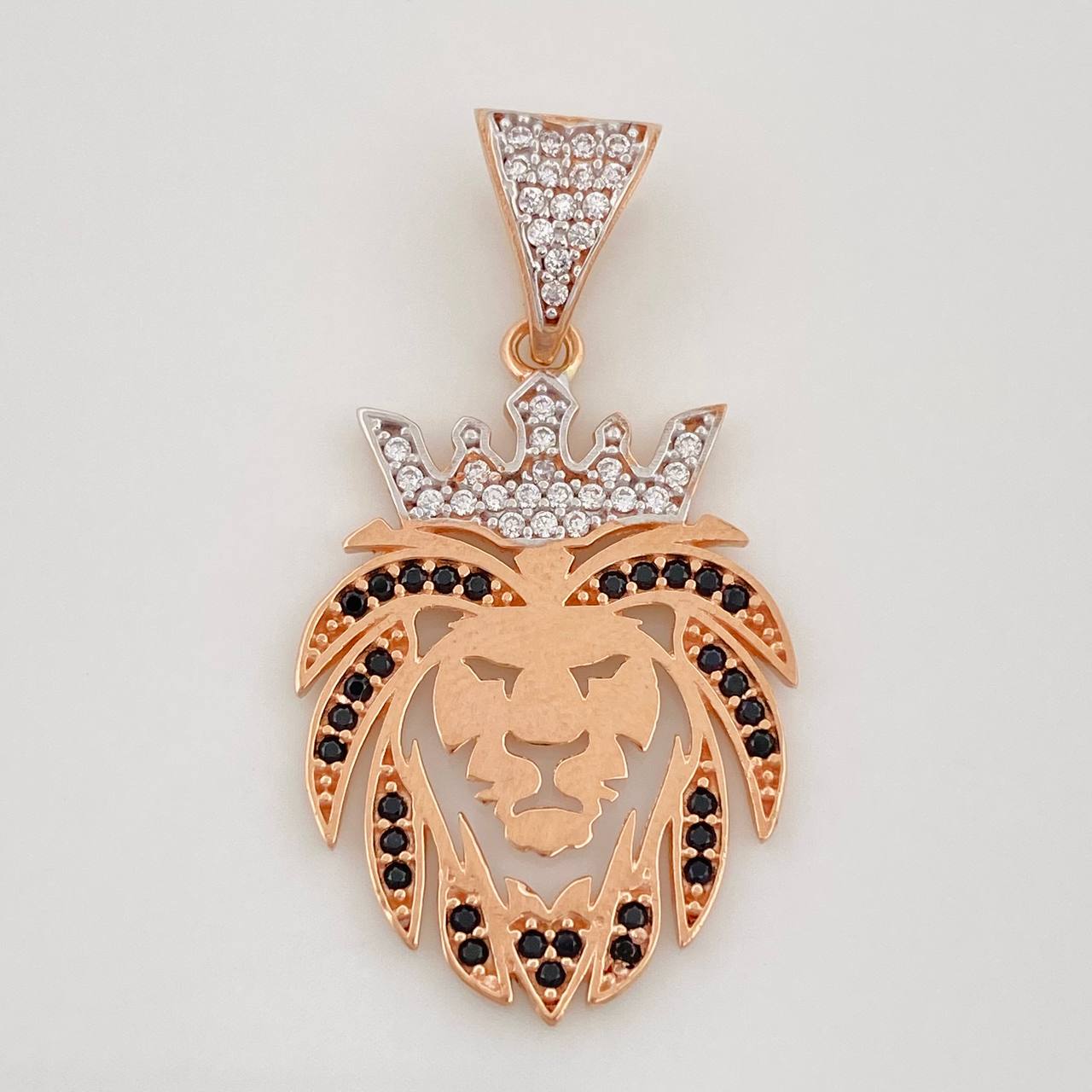 Dije León 3.15g / 1 1/2 in Dos Oros Blanco Rosa 18K