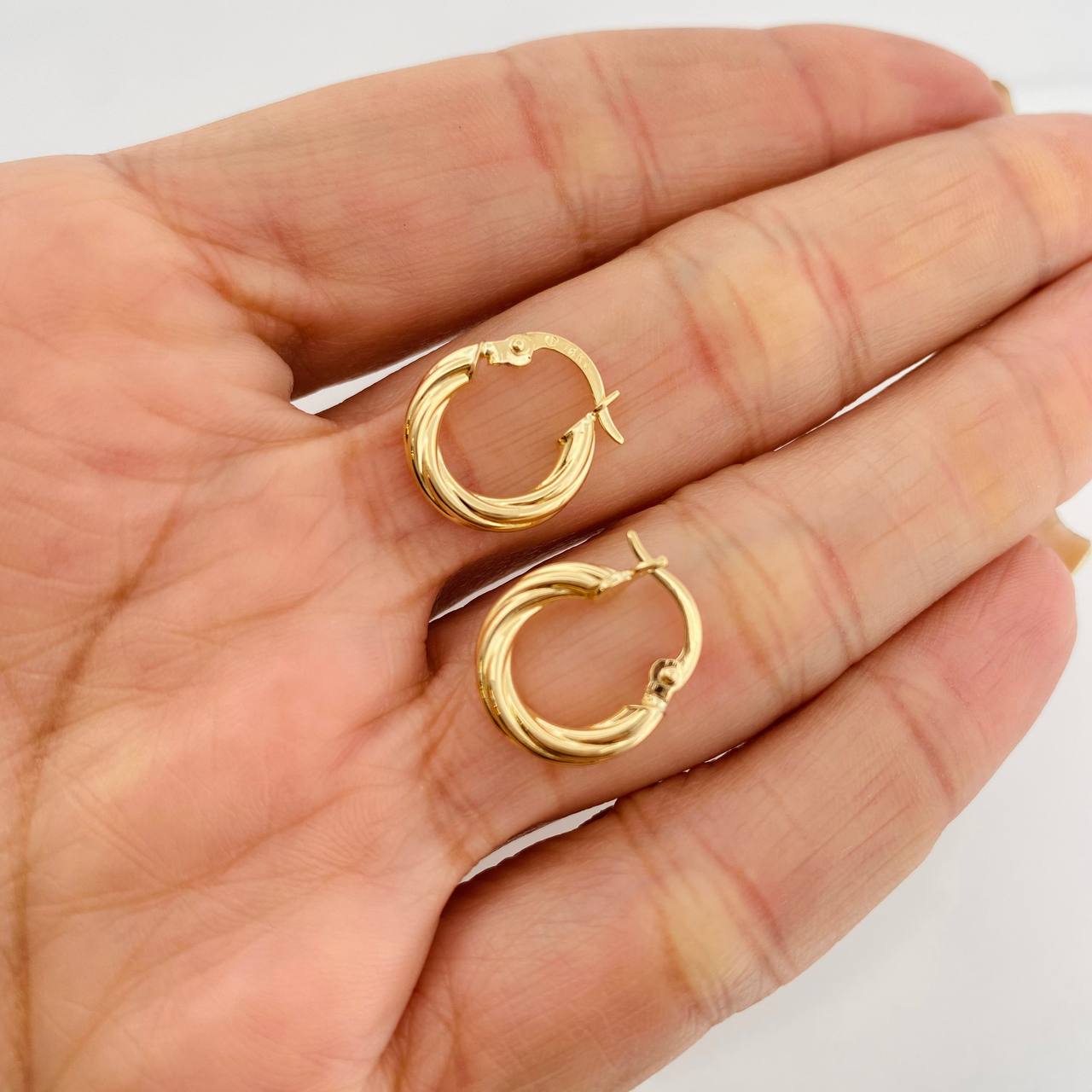 Candongas Lore 1.35g / 1/2 in Oro Amarillo 18K