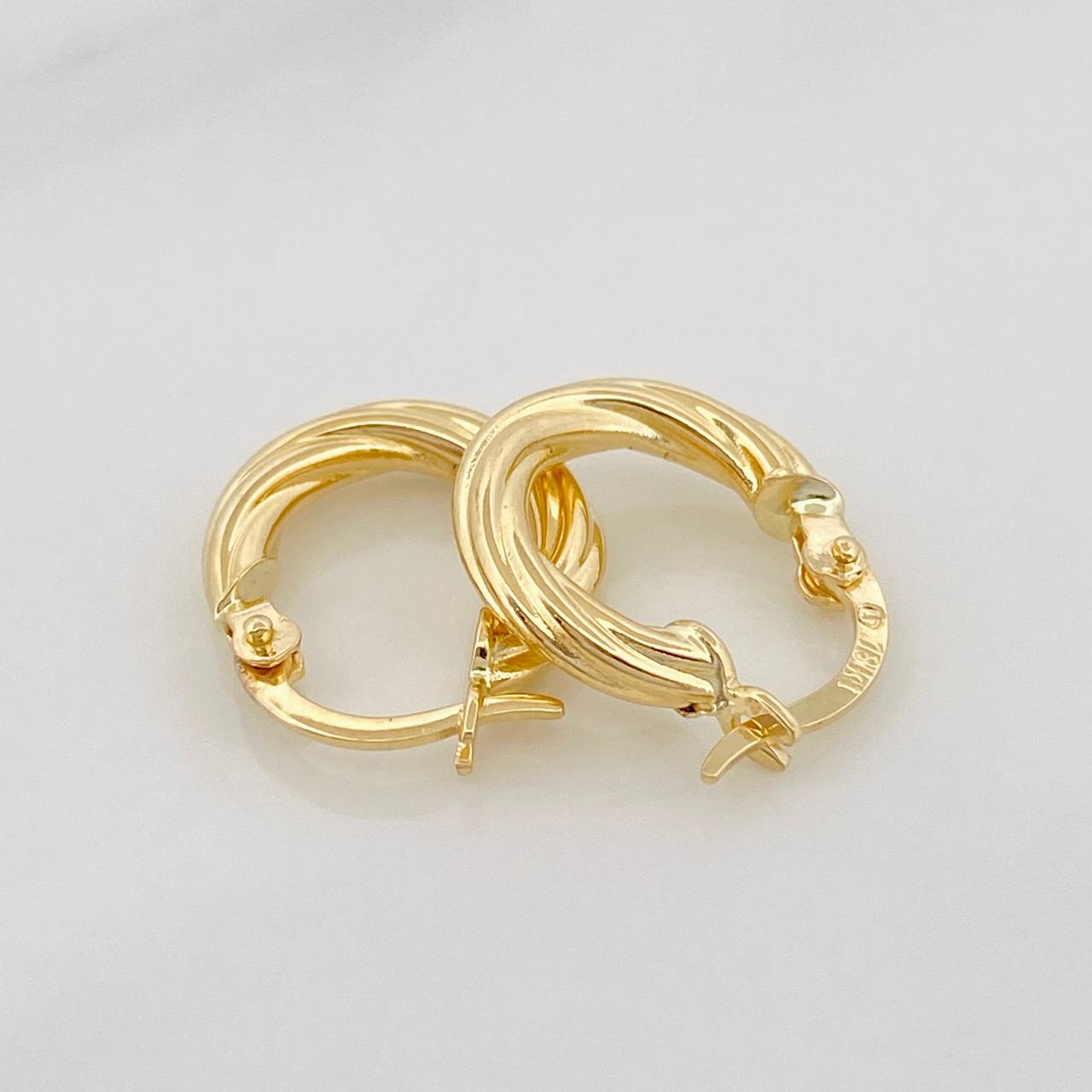 Candongas Lore 1.35g / 1/2 in Oro Amarillo 18K