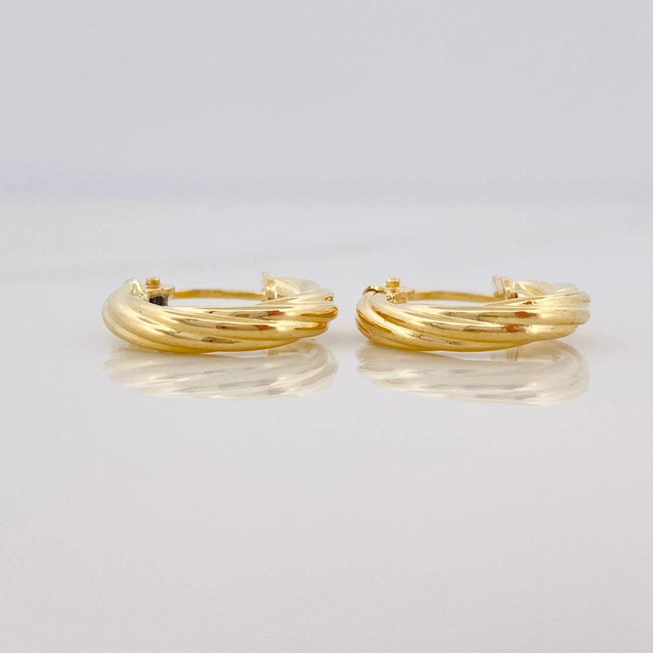 Candongas Lore 1.35g / 1/2 in Oro Amarillo 18K
