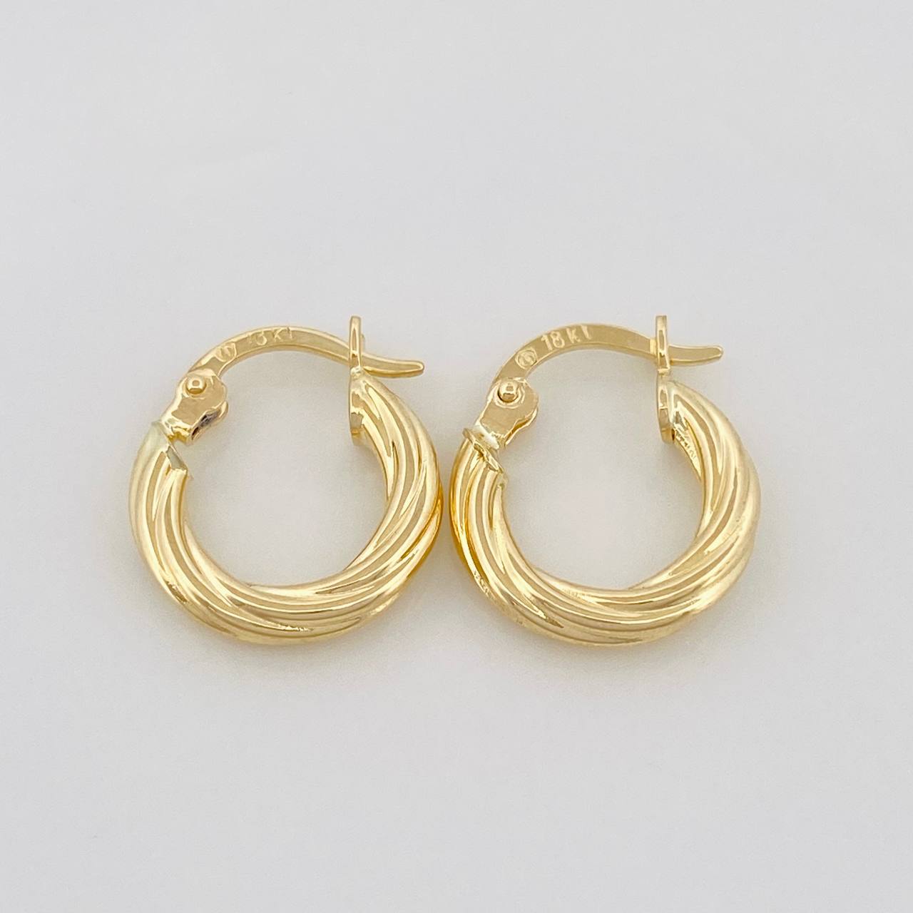 Candongas Lore 1.35g / 1/2 in Oro Amarillo 18K