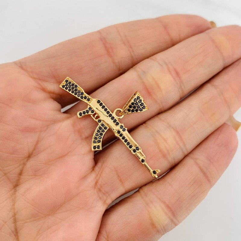 Pendant Weapon Rifle 3.4g / 1 in 18K Yellow Gold