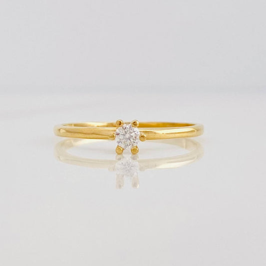 Anillo Solitario 1.35g / T5 1/2 Oro Amarillo 18K