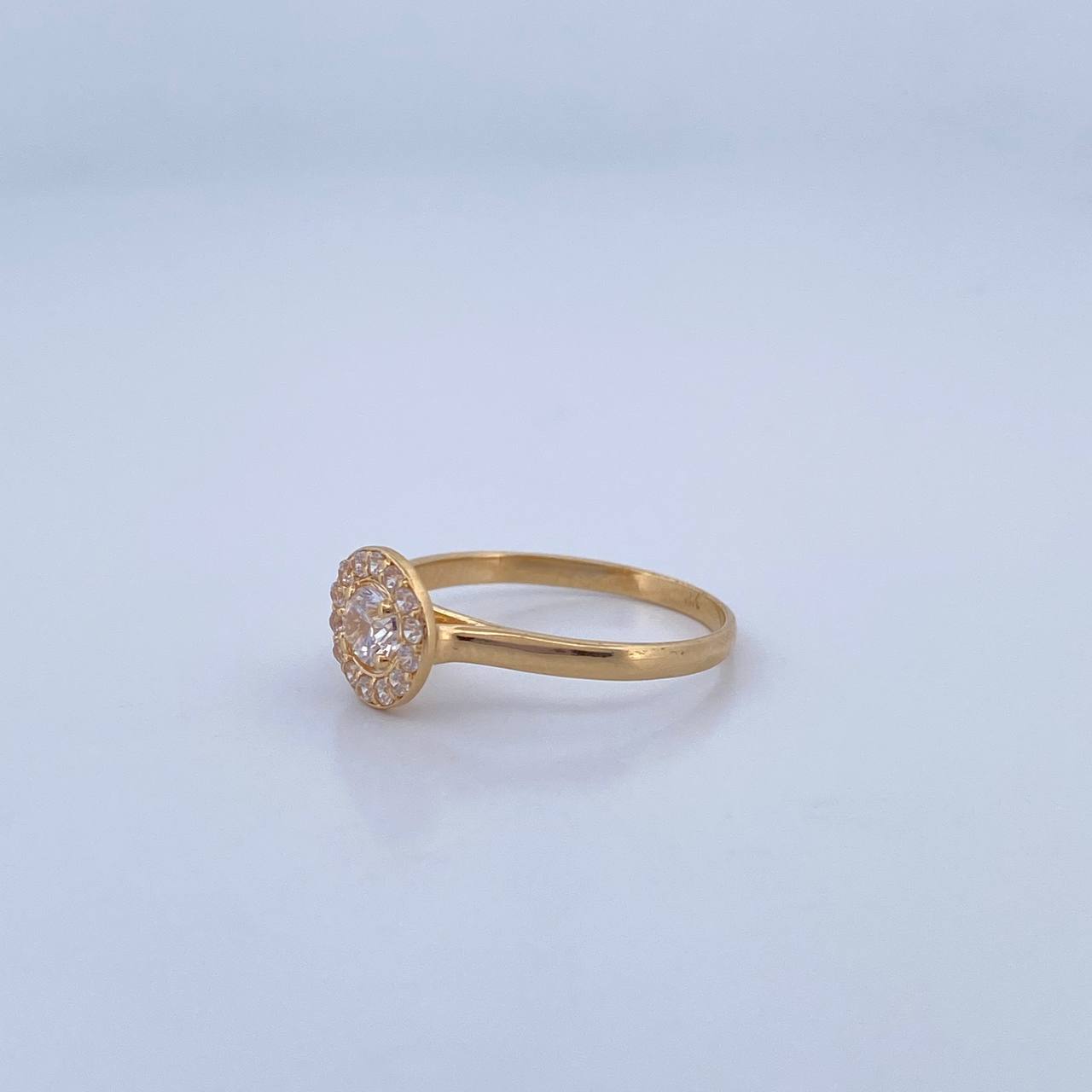 Circle Ring 1.5gr / Size 4 3/4 / 18K Gold &