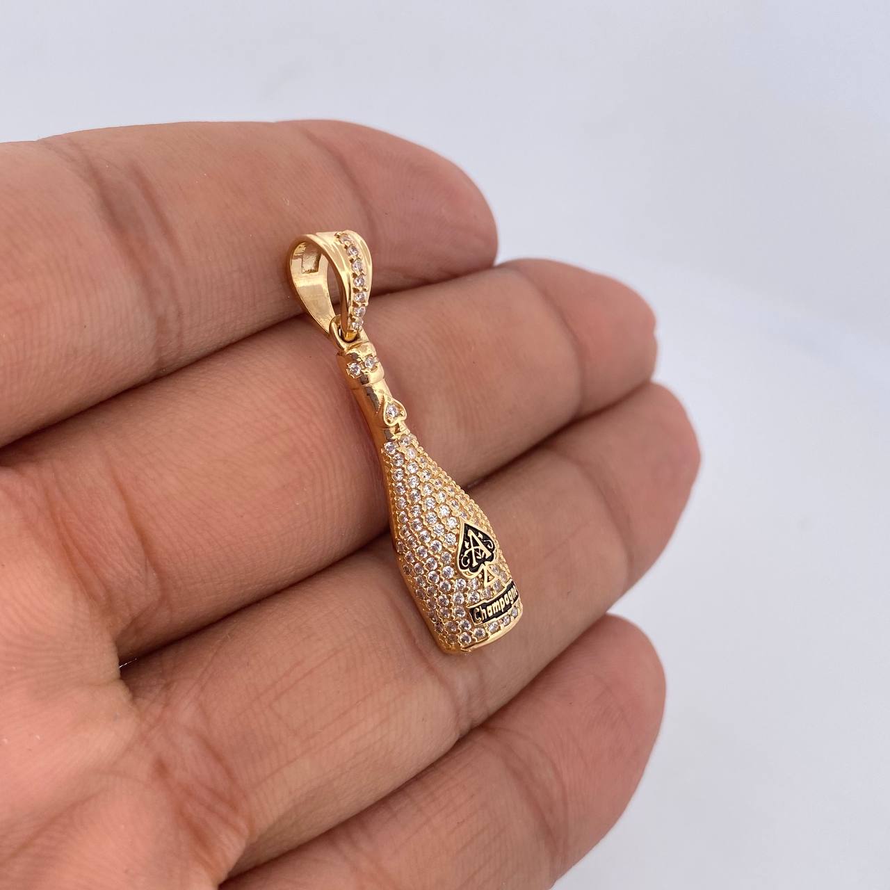 Pendant Champagne Bottle 4.2gr / 3.8cm / 18K Gold &