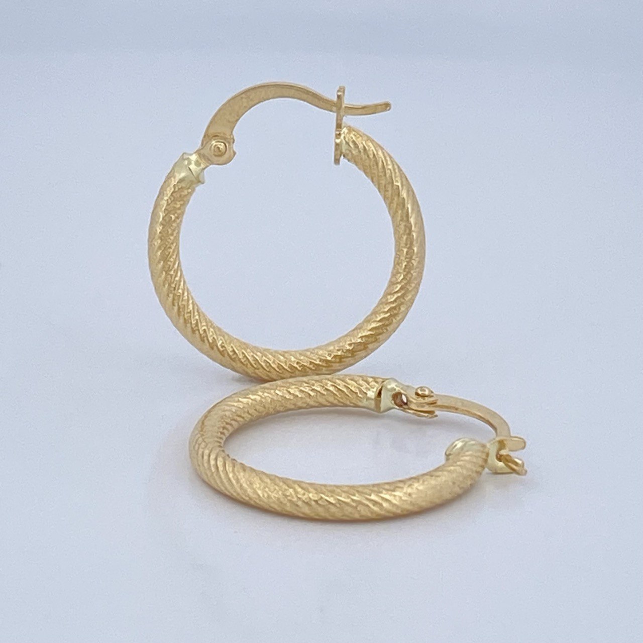 Hoop Earrings Zion 1.3gr / 2cm / 18K Gold &