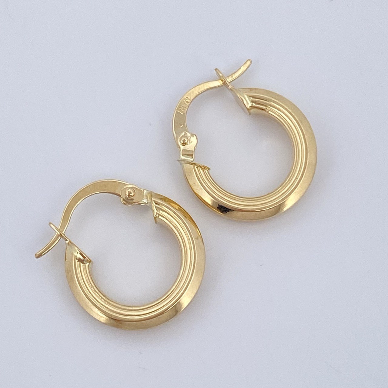 Hoop Earrings Winter 1.4gr / 1.7cm / 18K Gold &
