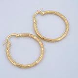 Hoop Earrings Sandra 1.65gr / 1.1in / 18K Gold &