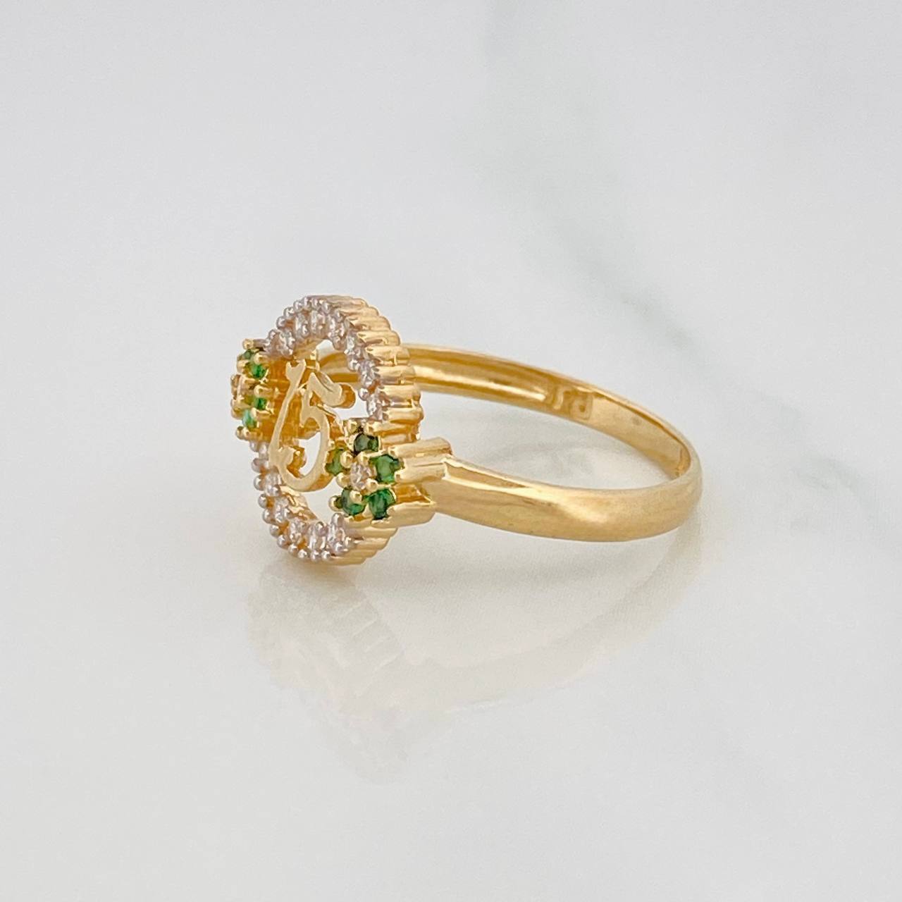 Anillo 15´s Circular 2.7g / T6 3/4 Oro Amarillo 18K