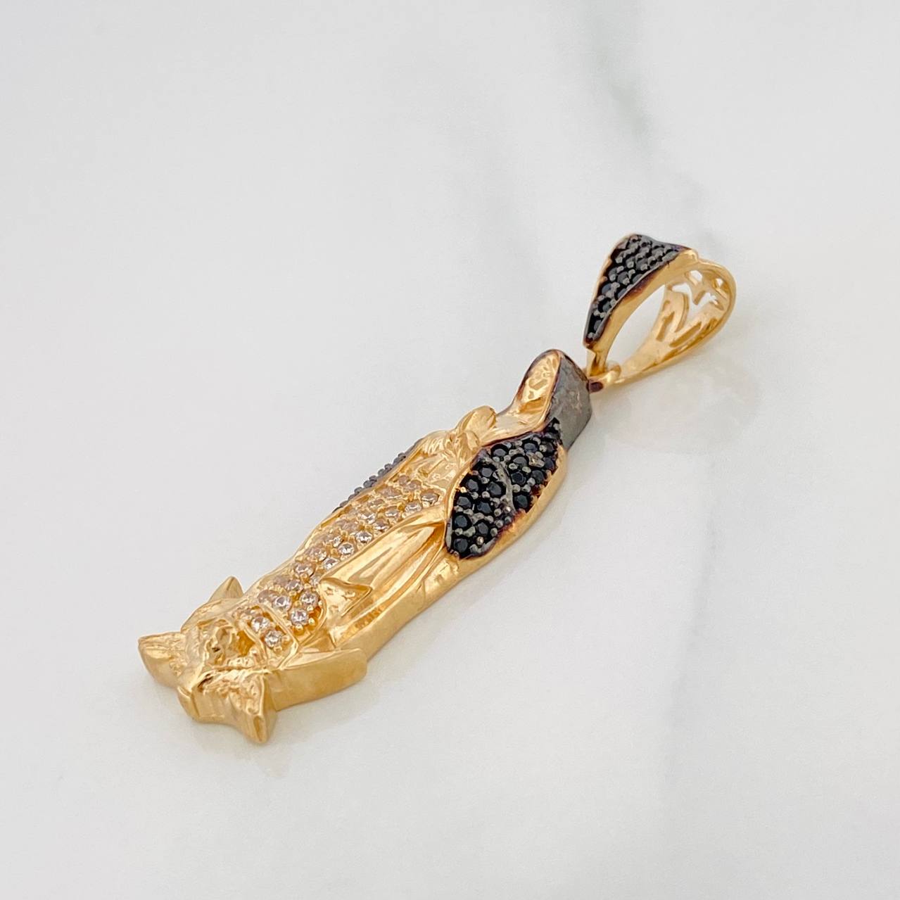 Pendant Virgin Guadalupe 4.5g / 1 1/2 in Two-Tone Black Yellow 18K