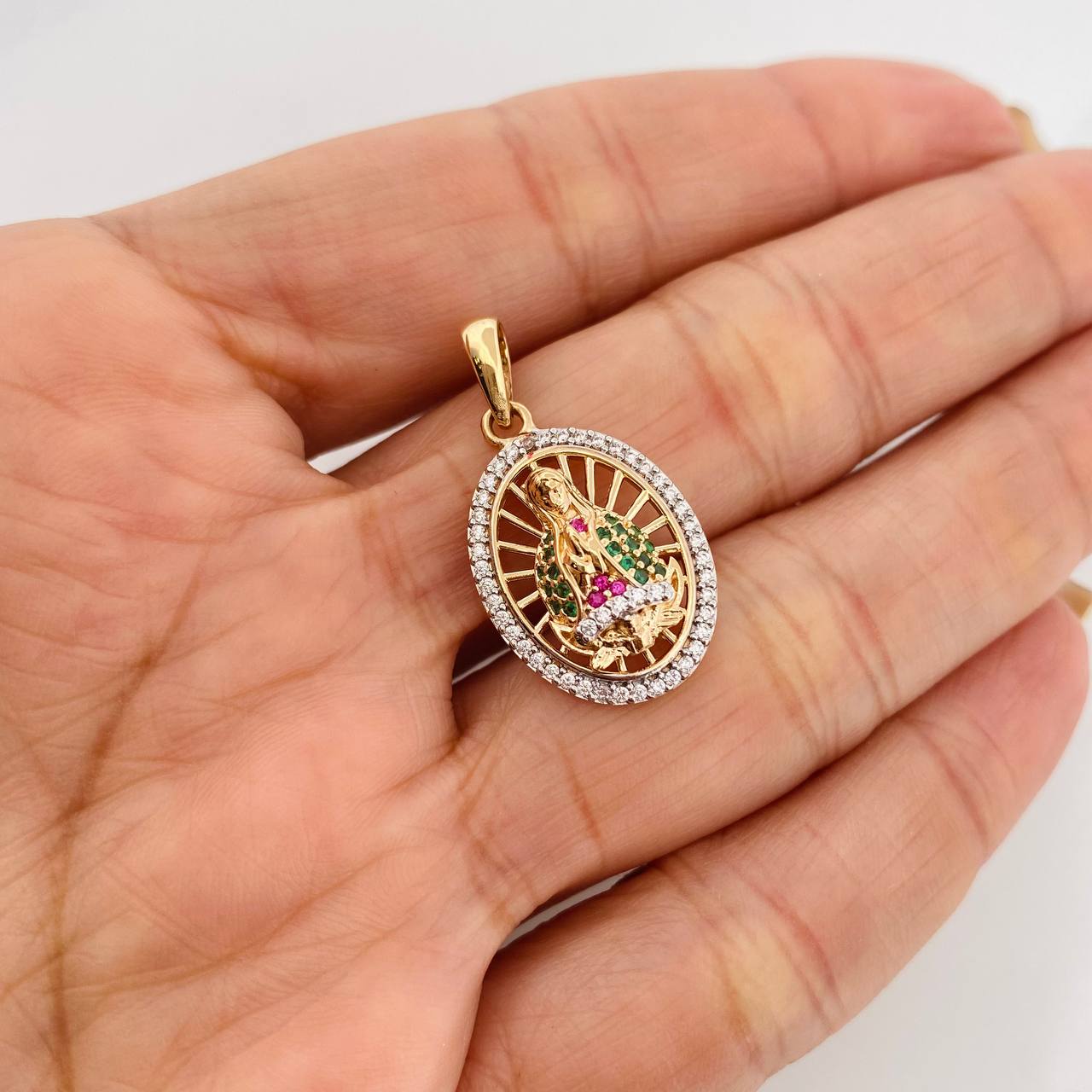 Dije Medalla Virgen Guadalupe 4g / 1 in Dos Oros Amarillo Blanco 18K