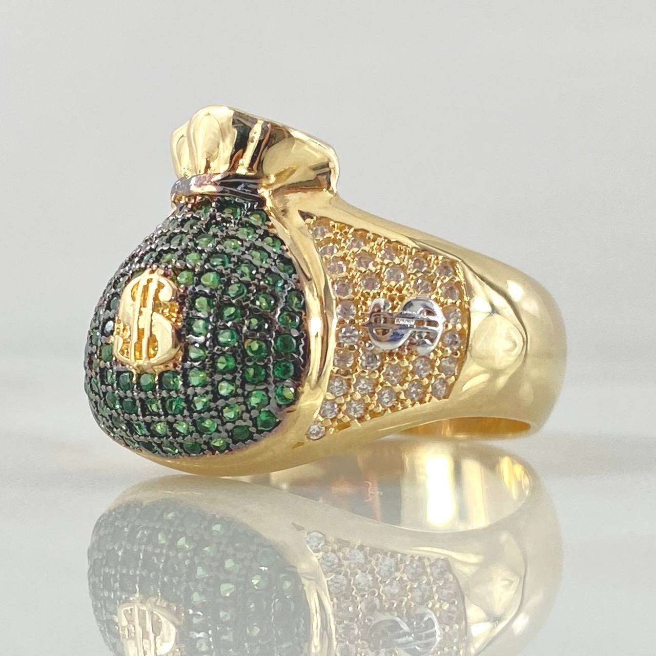 Money Bag Ring 9.65gr / Size 11 / 18K Gold ©