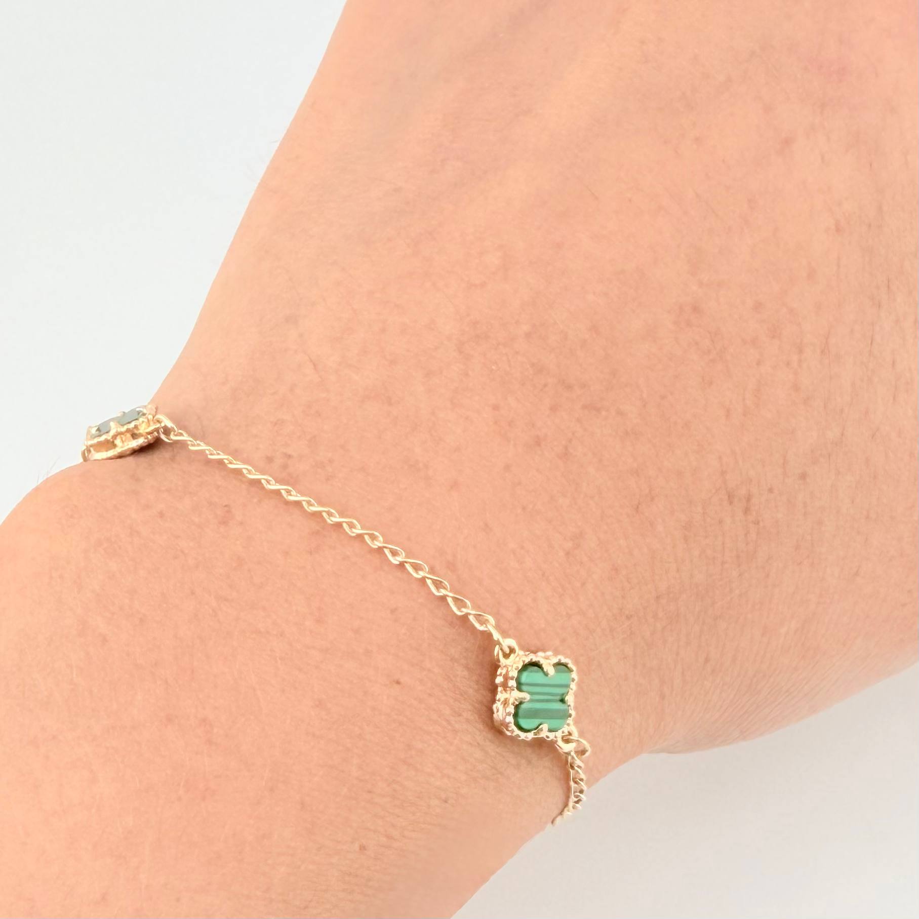 Classic Link Bracelet Clover Malachite 2.9g / 7 1/4 in / 1.5mm 18K Yellow Gold