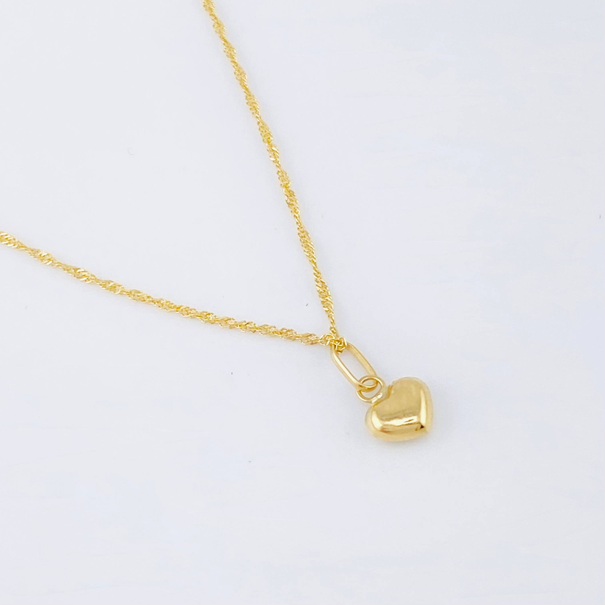 Set Cadena y Dije Singapur + Corazón 1.35gr / 19 3/4 in / Oro Amarillo 18K ©