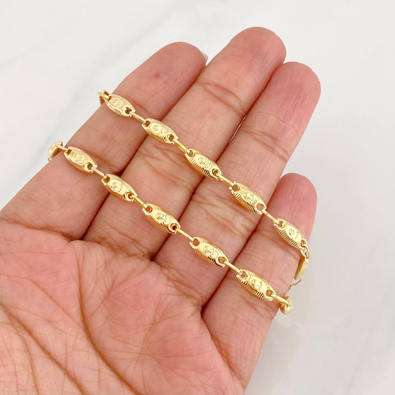 Cadena Rustica Corona 11.3g / 24 in / 4.5mm Oro Amarillo 18K