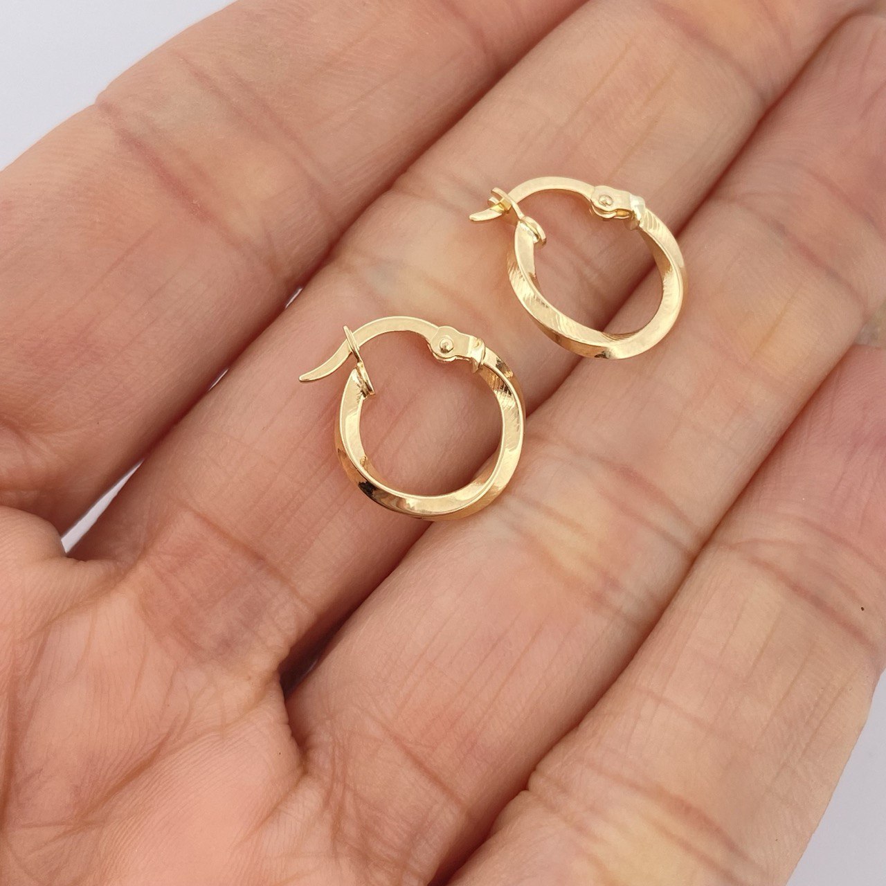 Hoop Earrings Clau 0.85gr / 1.5cm / 18K Gold &