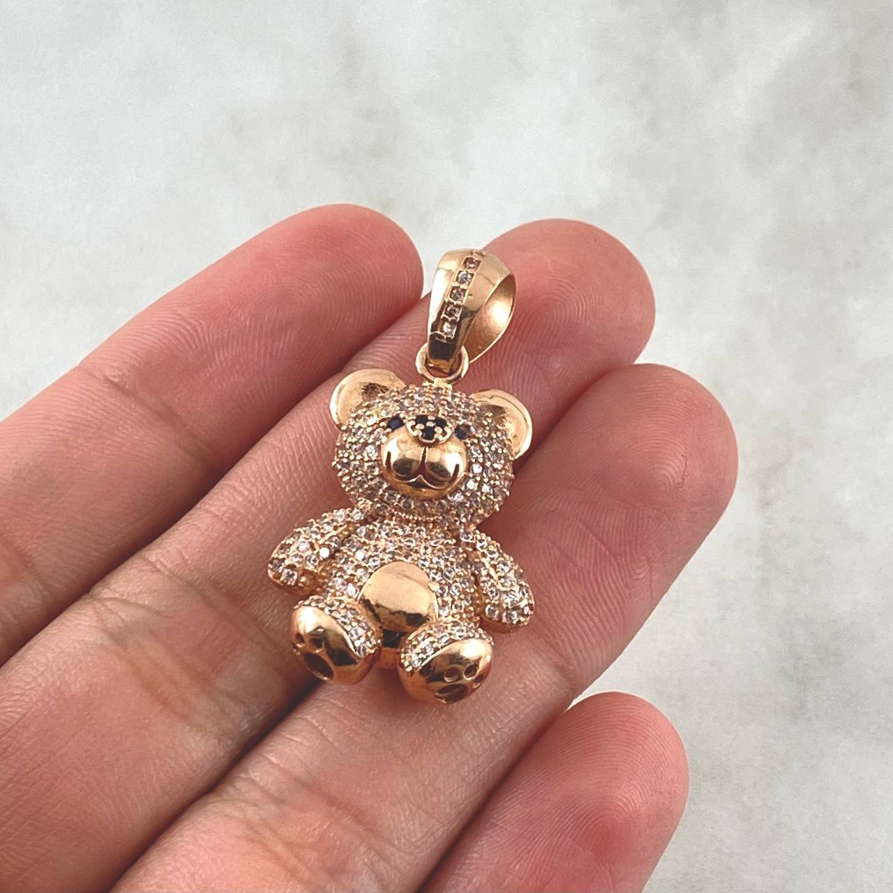 Pendant Bear 7.3gr / 3.5cm / Black Eyes White Zircons 18K Rose Gold