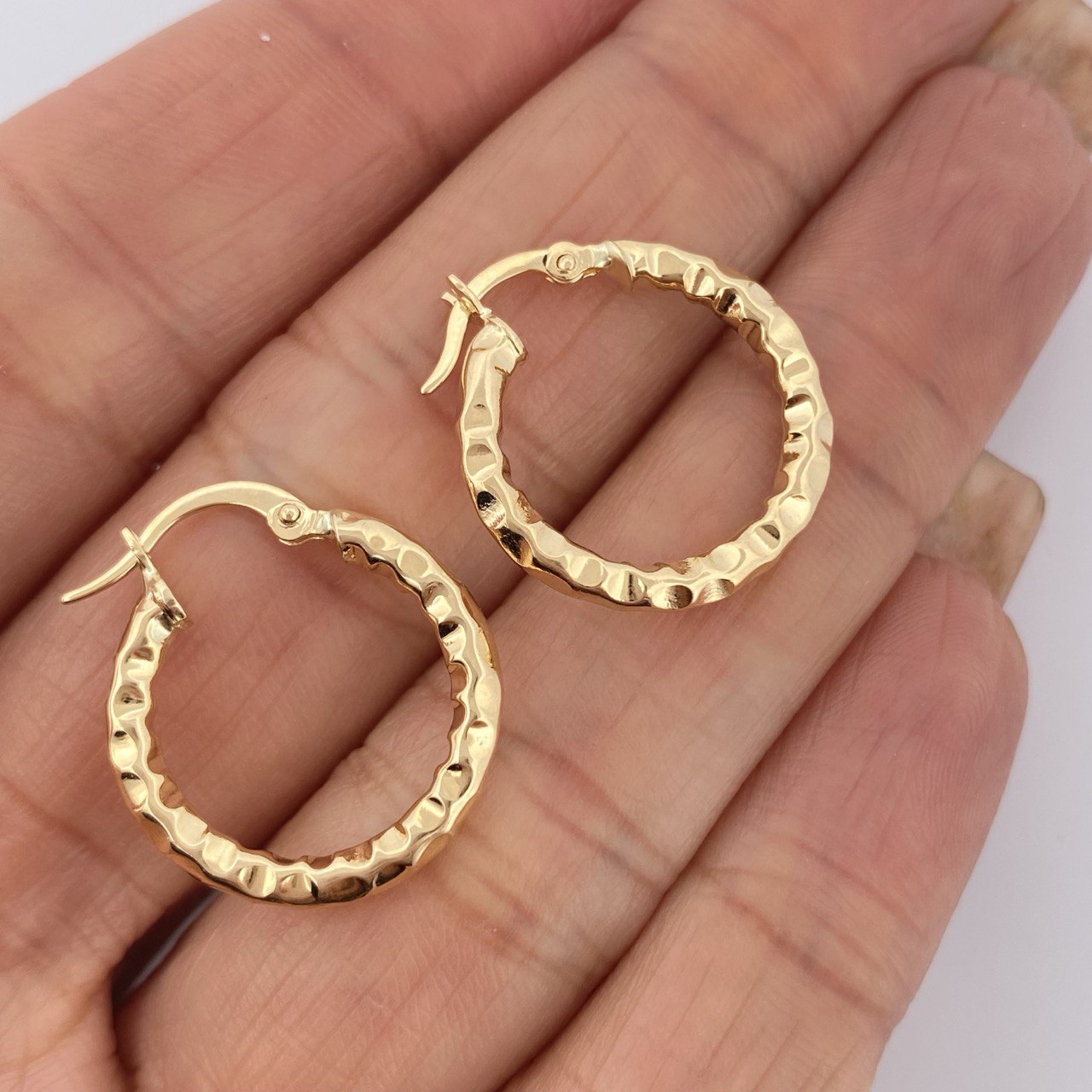 Hoop Earrings Majo 1.7gr / 0.8in / 18K Gold &