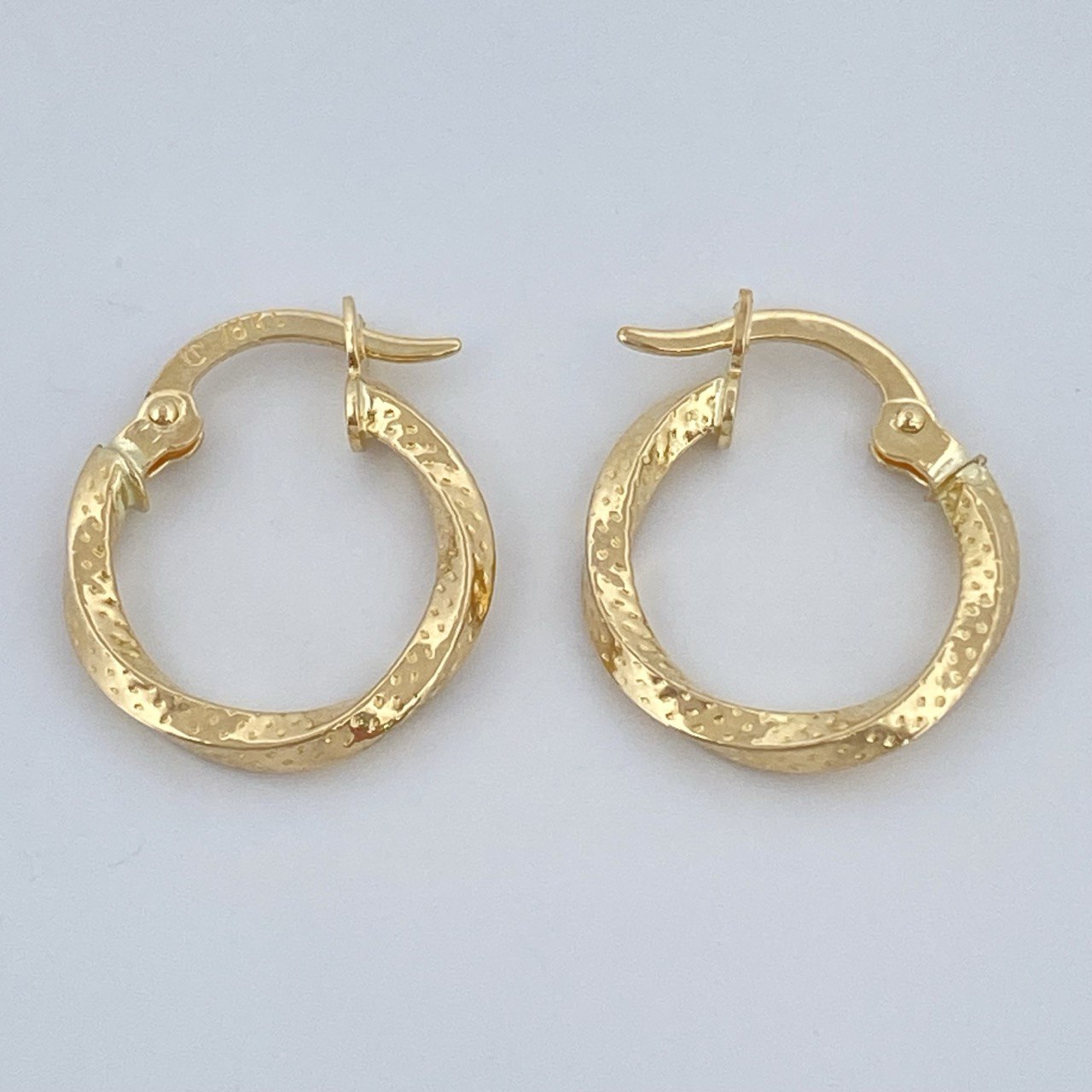 Hoop Earrings Yuli 0.85gr / 1.7cm / 18K Gold &